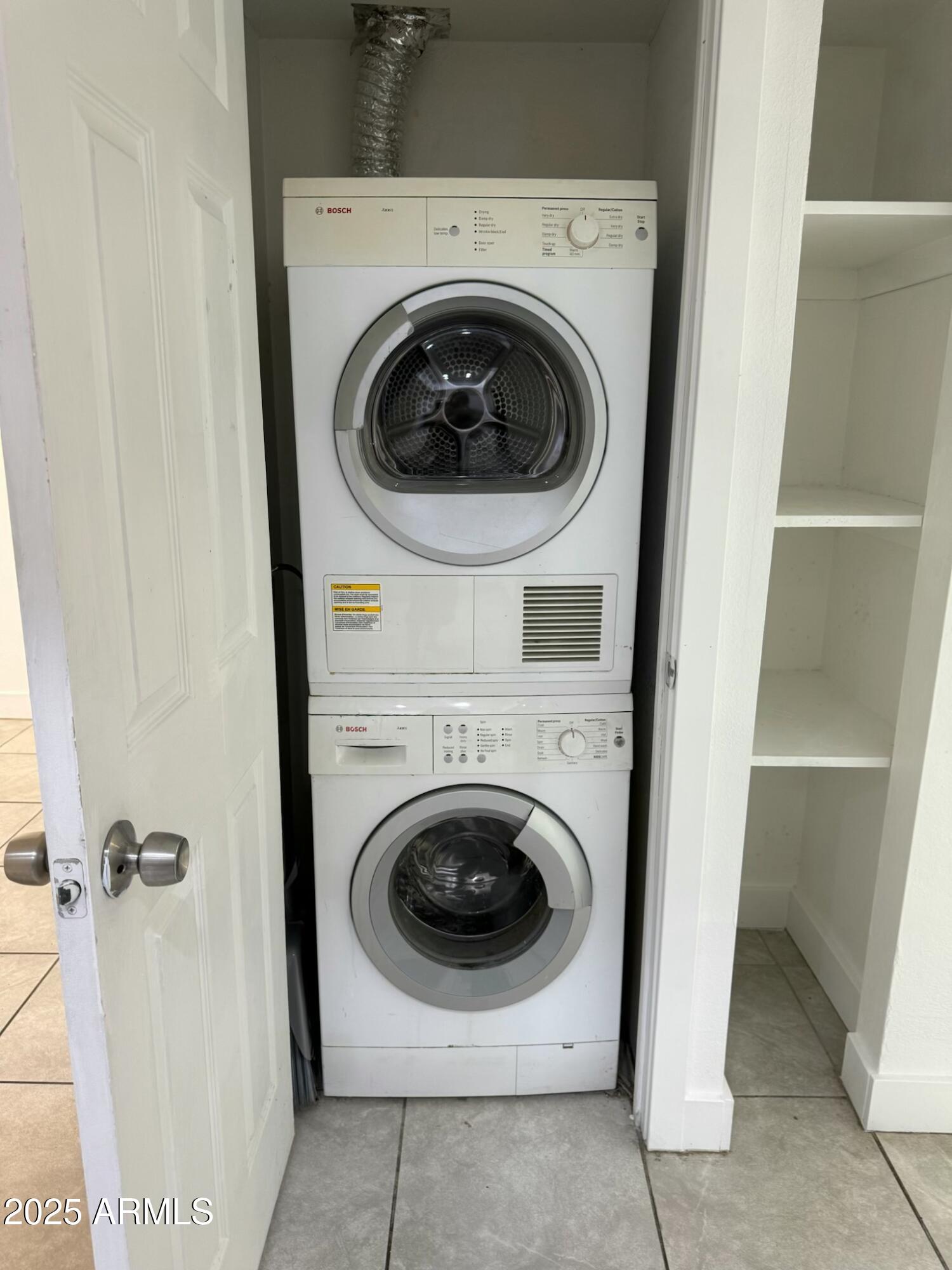 18202 N Cave Creek Road Unit: 17units