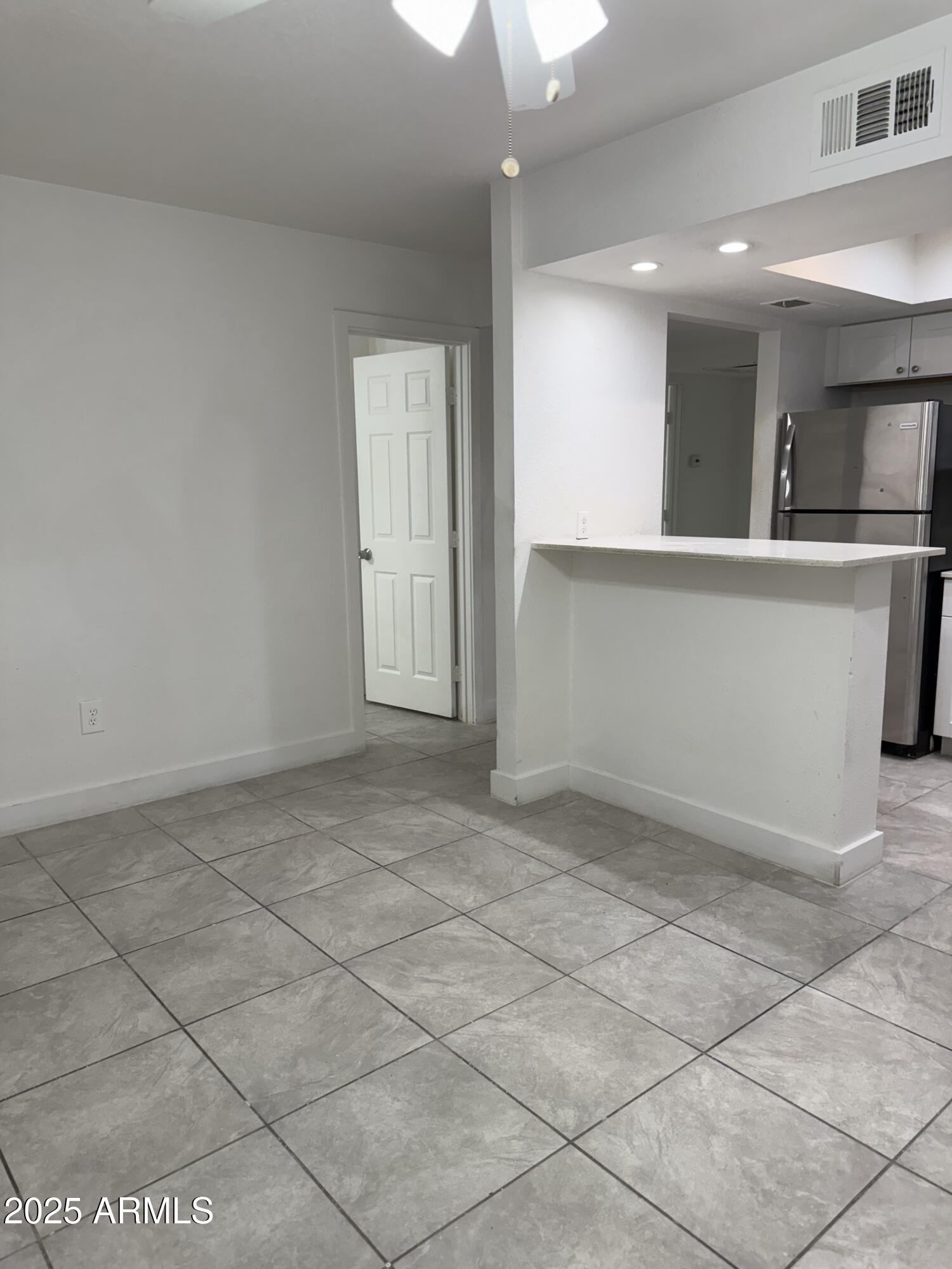 18202 N Cave Creek Road Unit: 17units