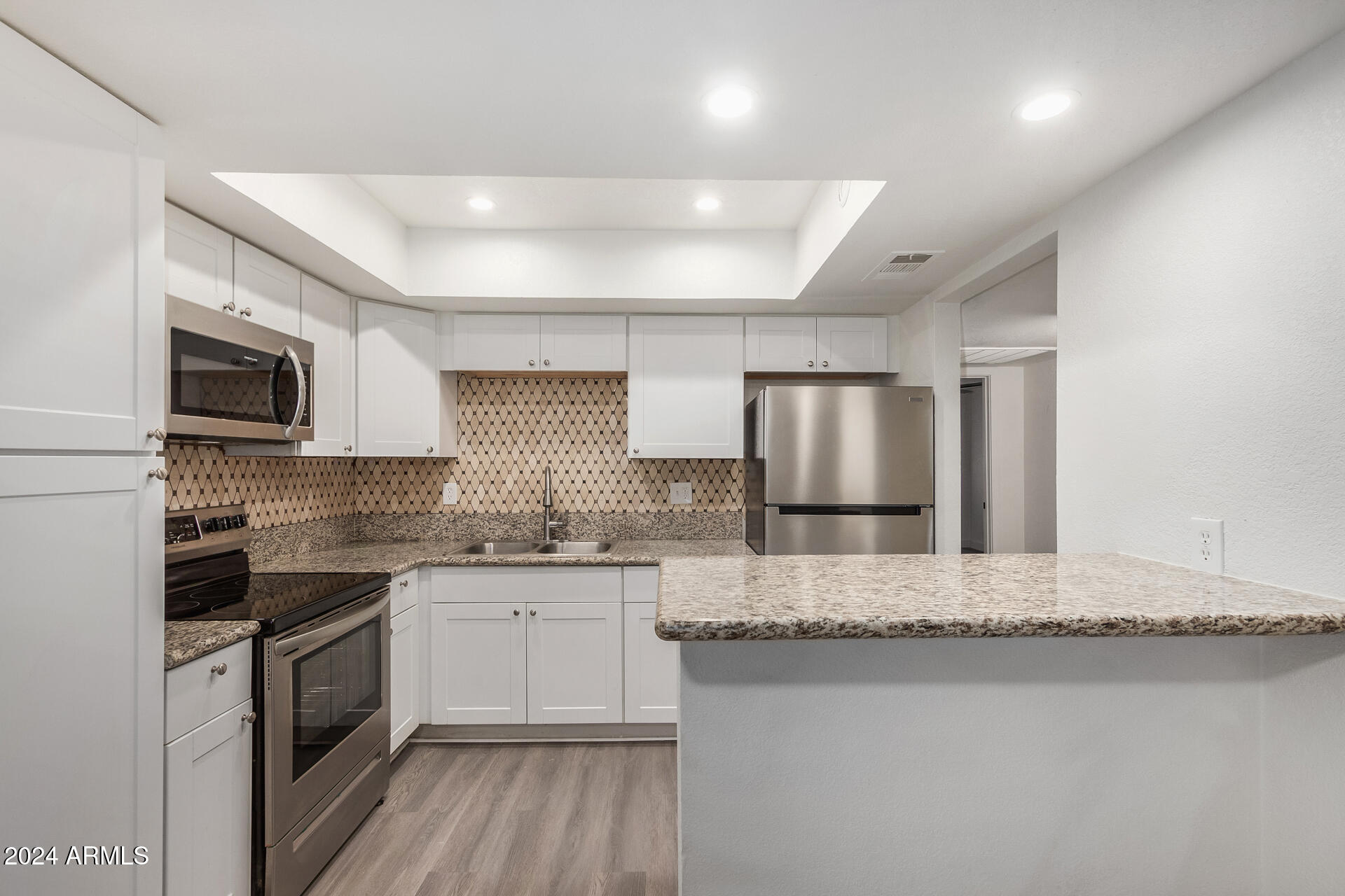 18202 N Cave Creek Road Unit: 5 units