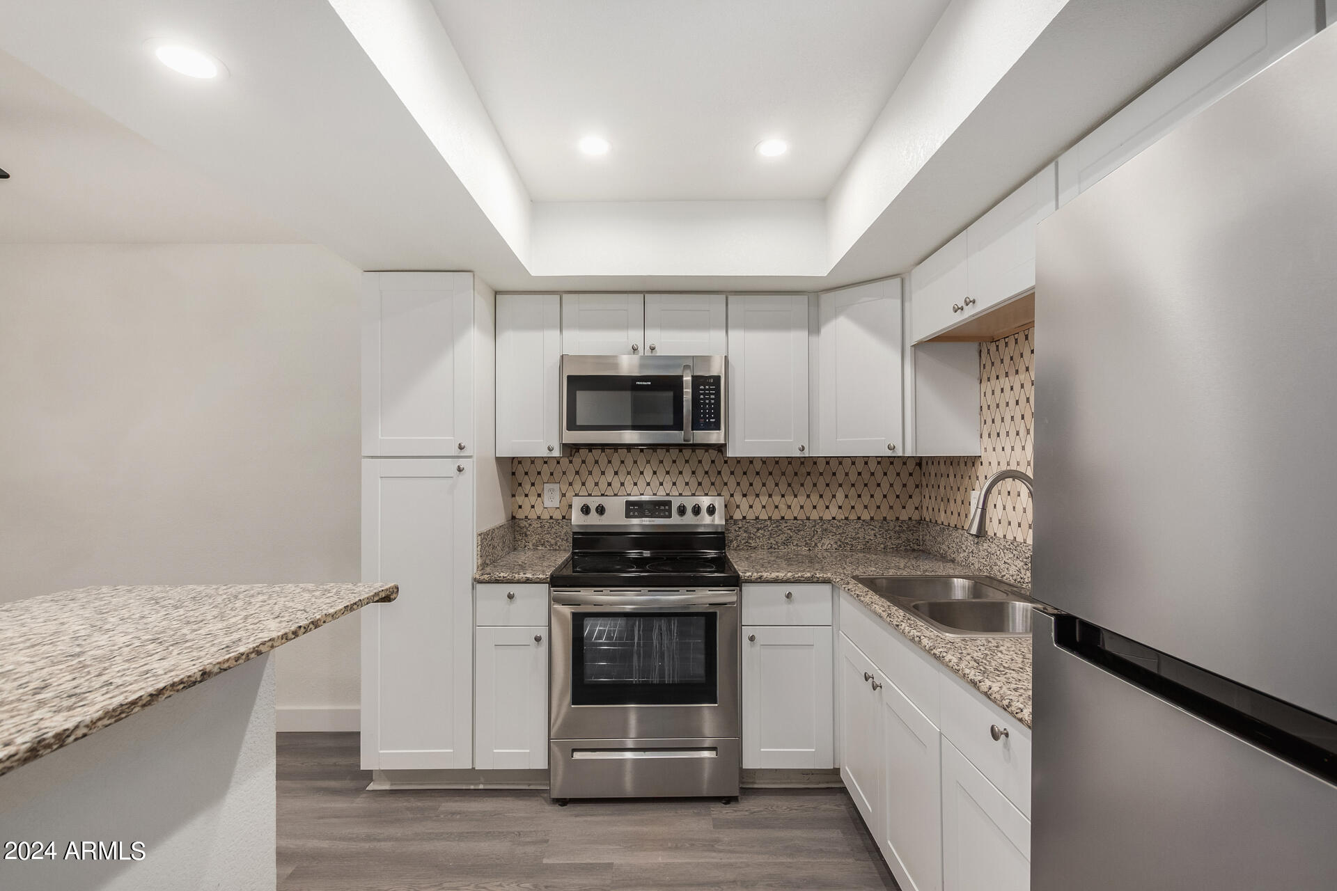18202 N Cave Creek Road Unit: 5 units