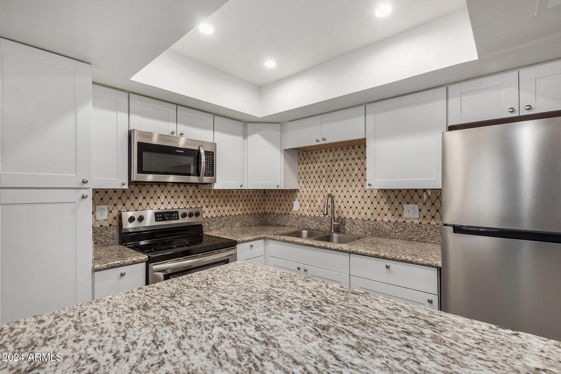 18202 N Cave Creek Road Unit: 5 units