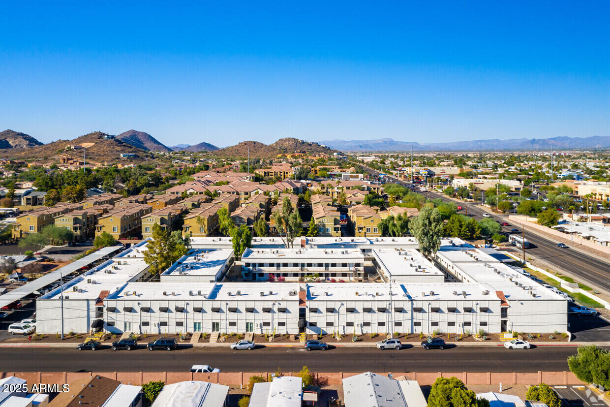 18202 N Cave Creek Road Unit: 5 units