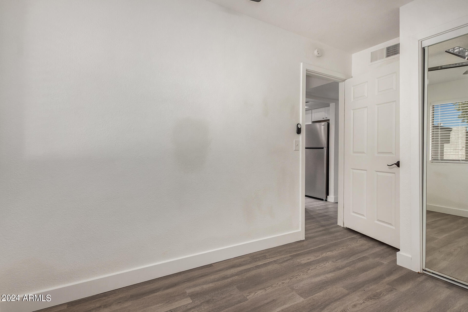 18202 N Cave Creek Road Unit: 5 units