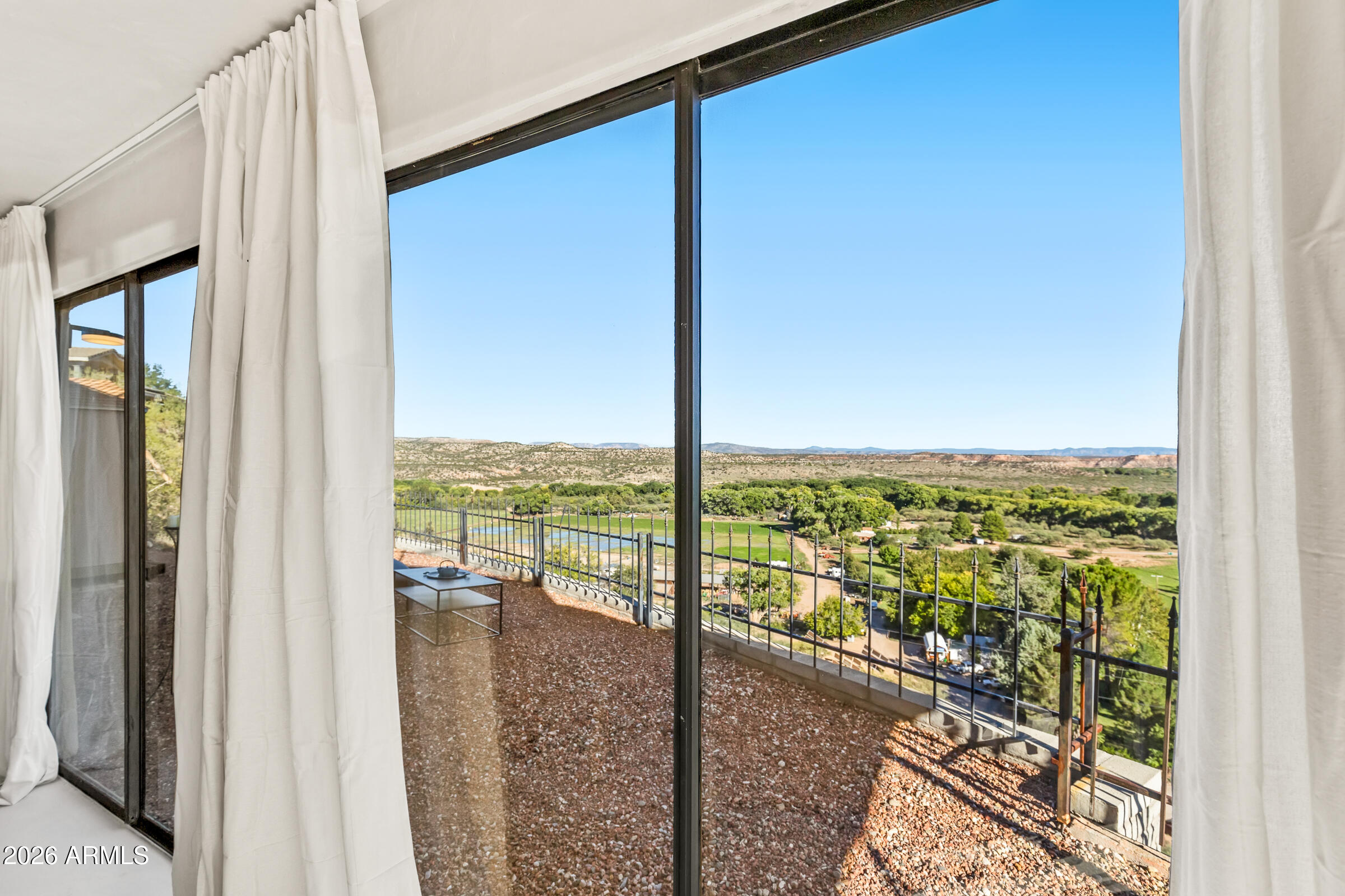 695 E Cliffside Drive