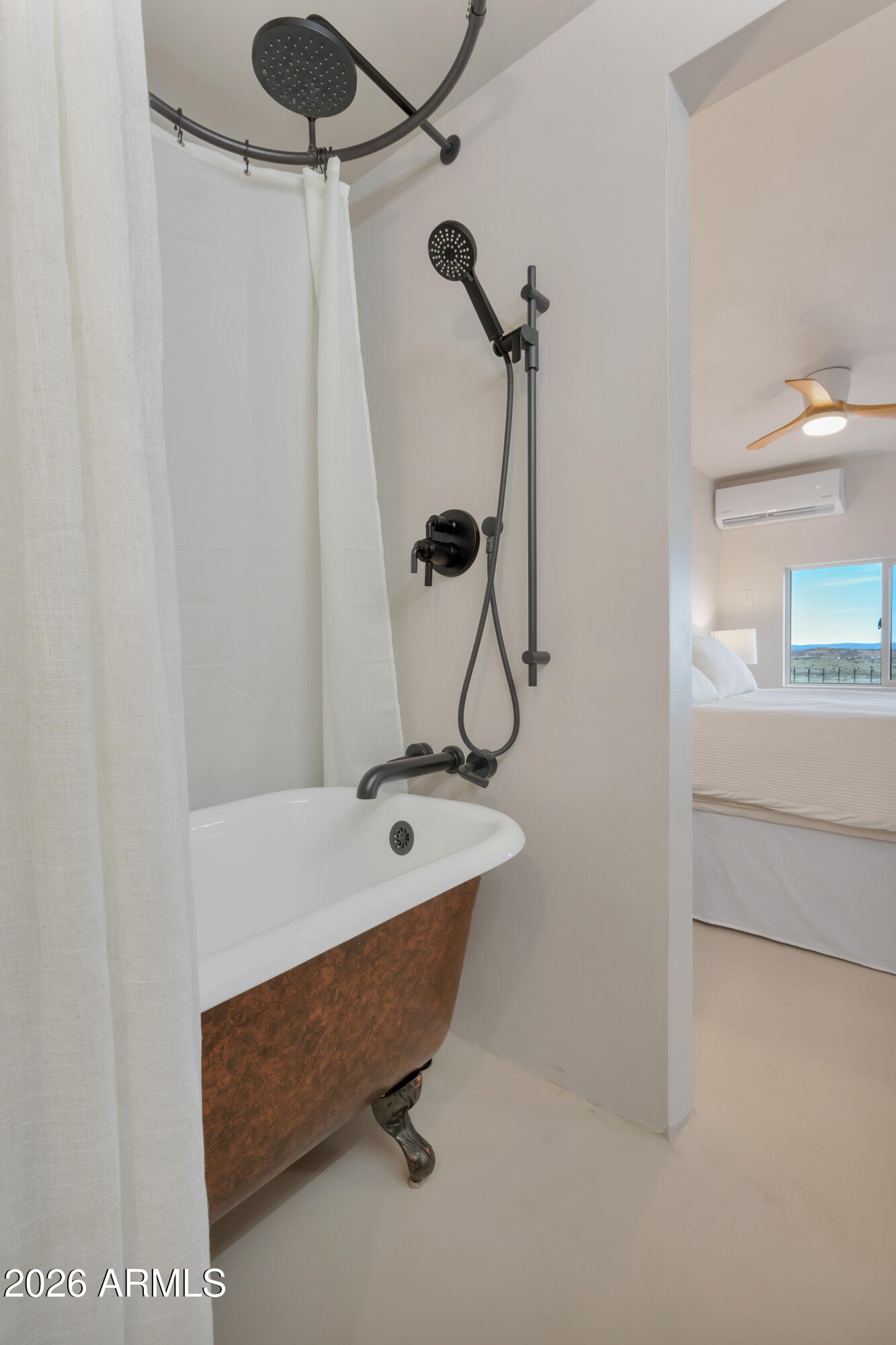 695 E Cliffside Drive