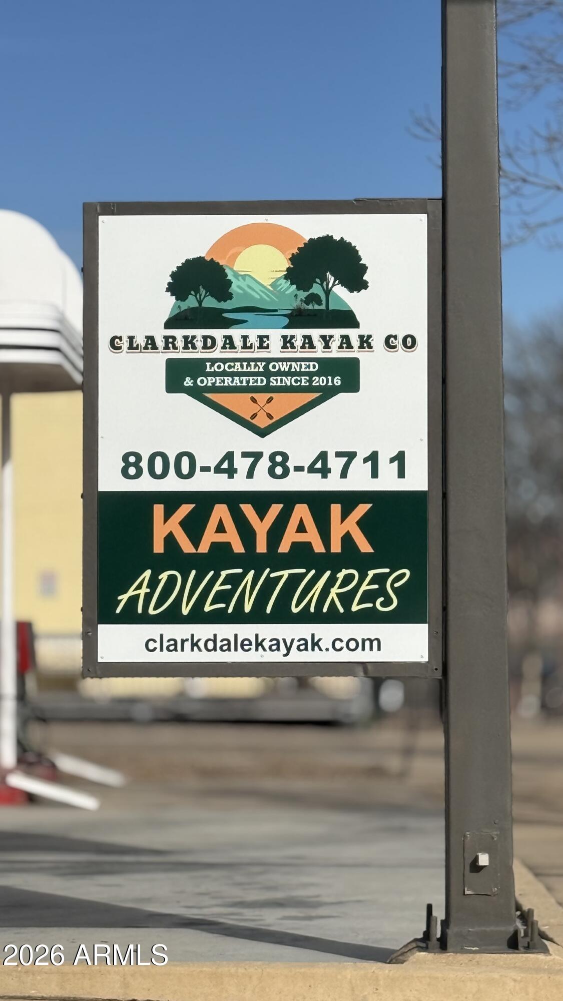 695 E Cliffside Drive