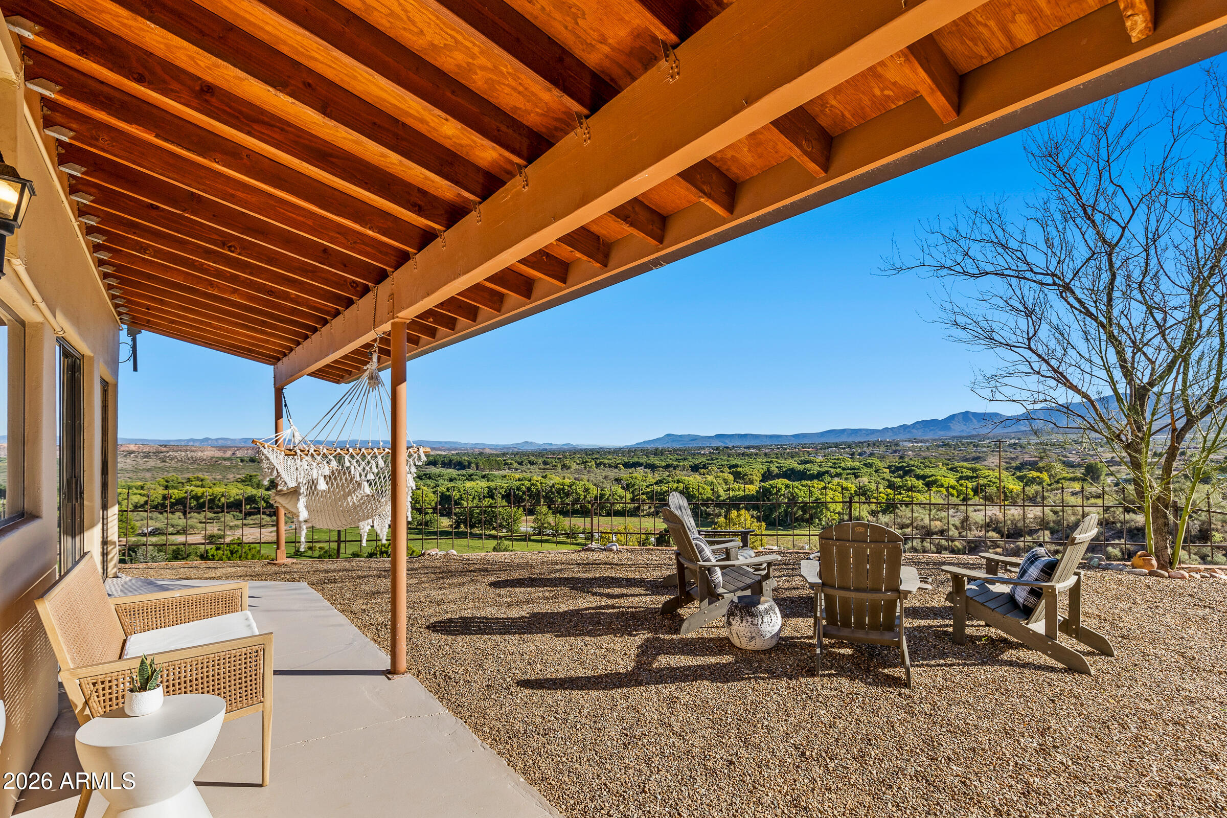 695 E Cliffside Drive