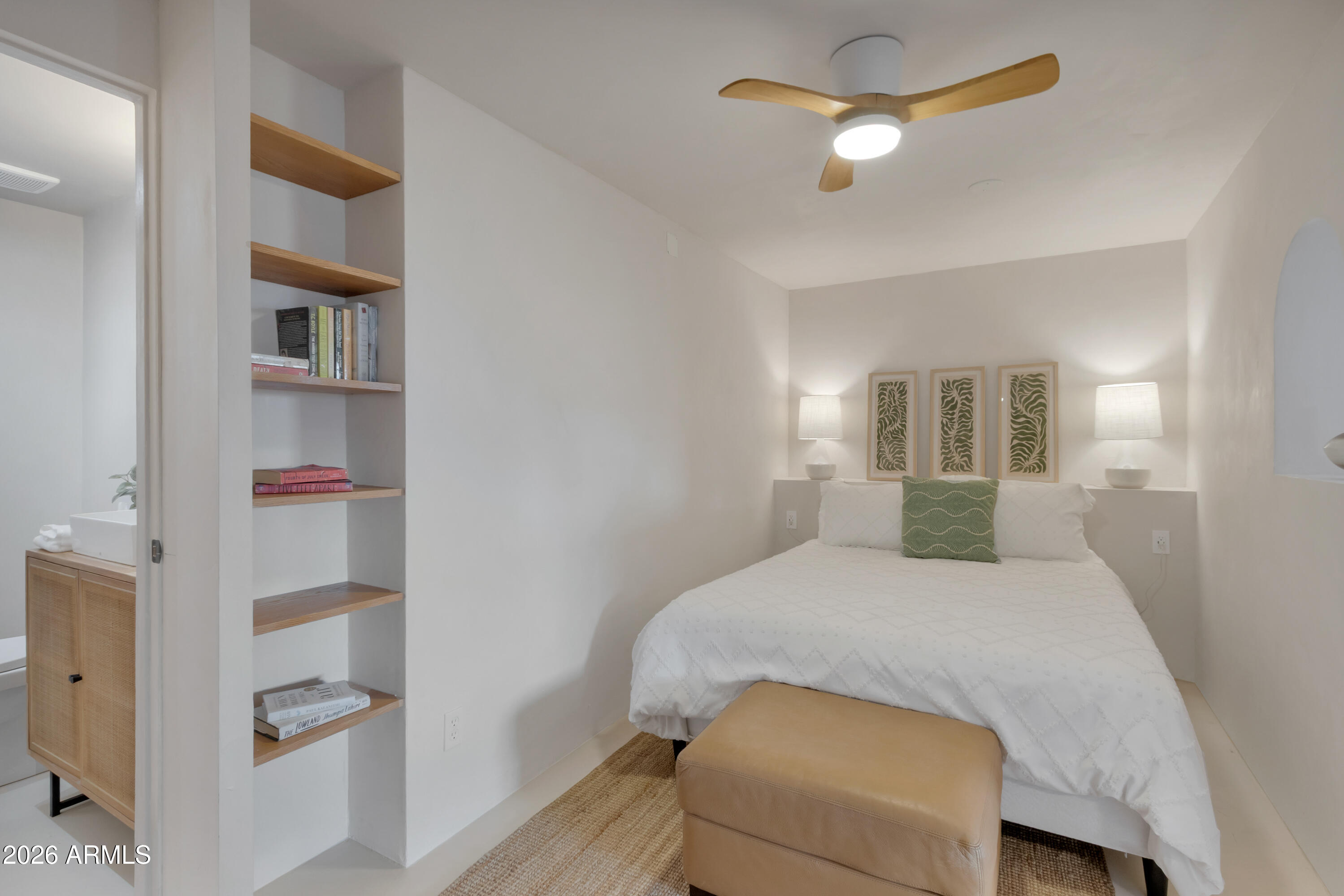 695 E Cliffside Drive