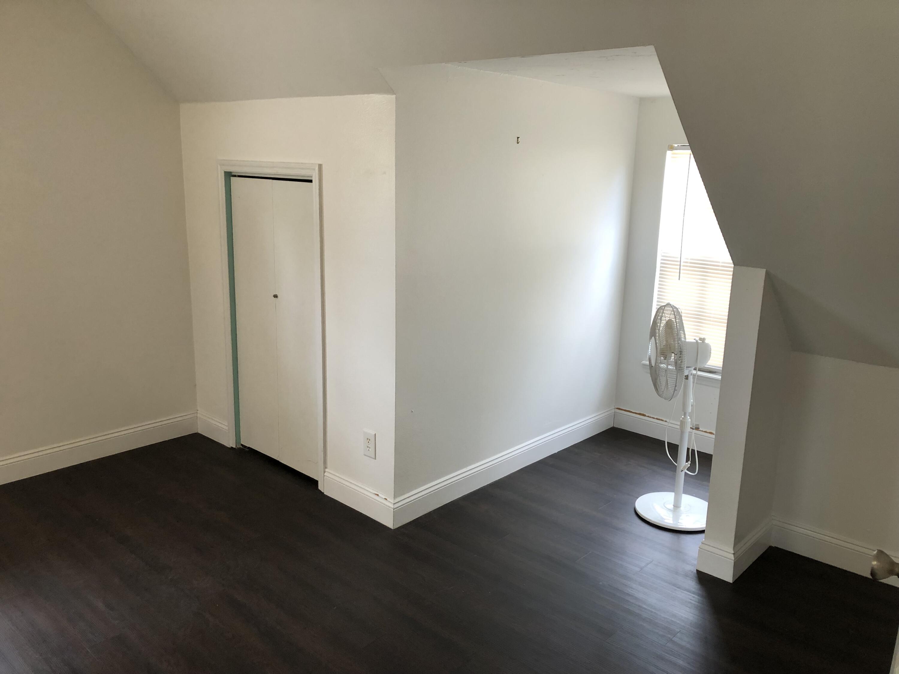 554 Rembrandt Street SE