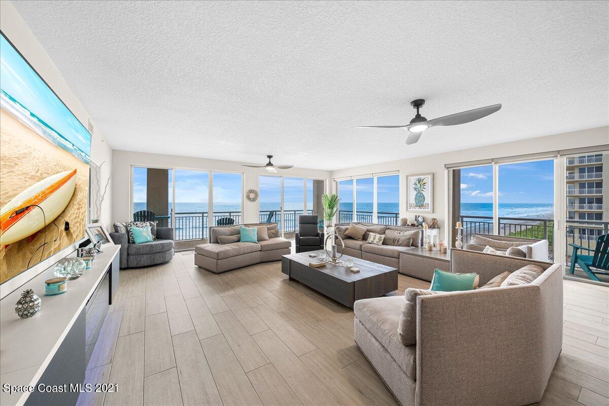 1025 Highway A1a 406