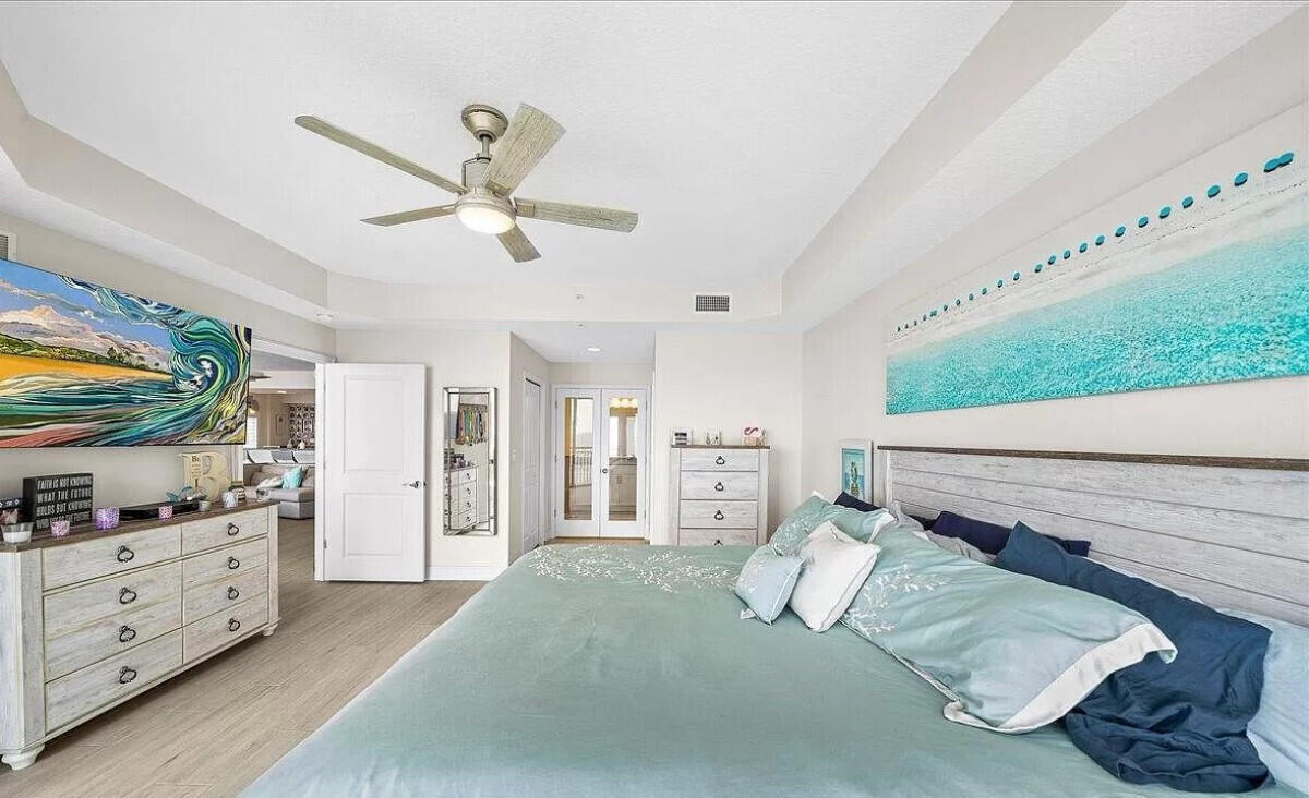 1025 Highway A1a 406