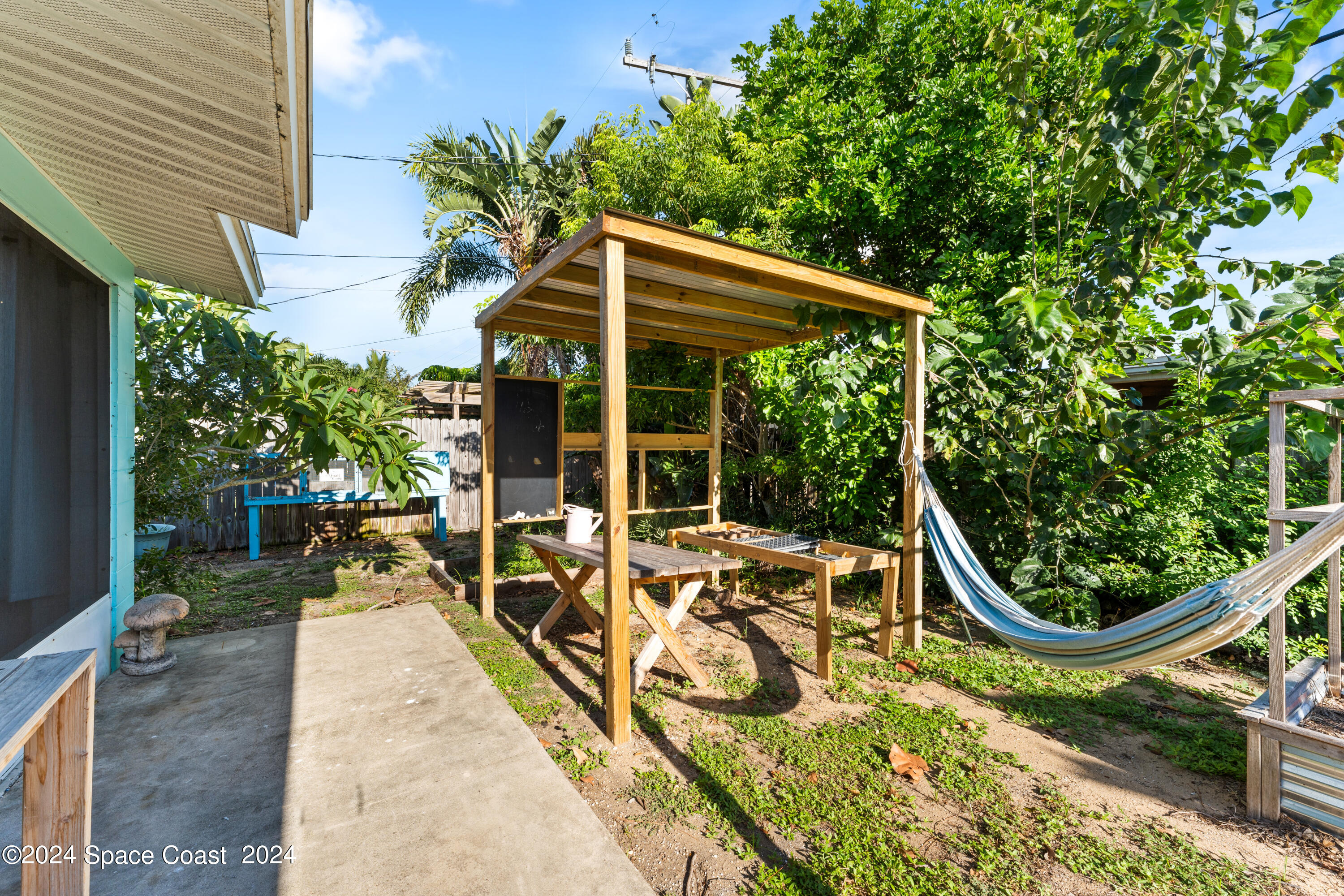 1420 Eddy Street