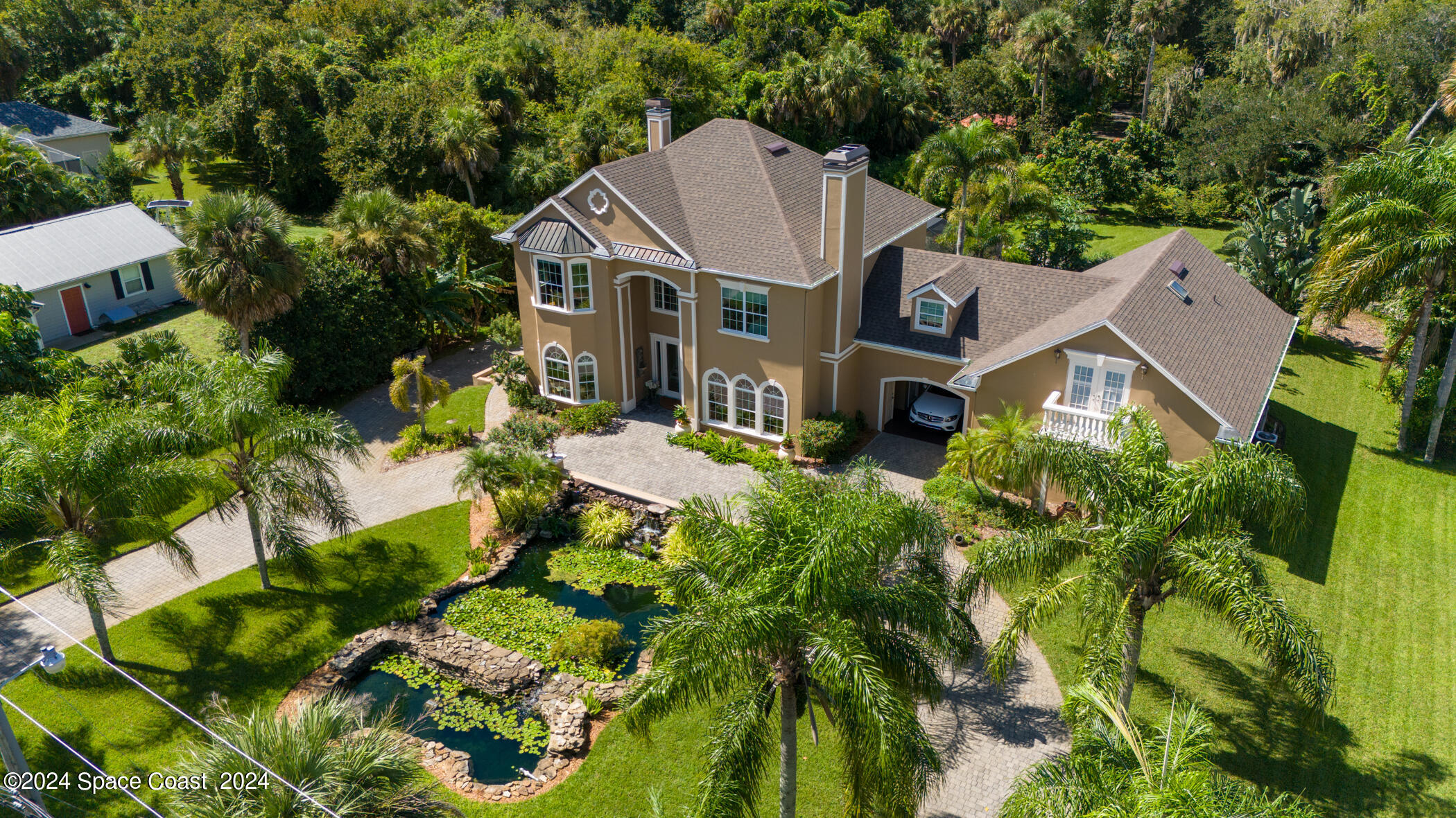 3851 Indian River Drive