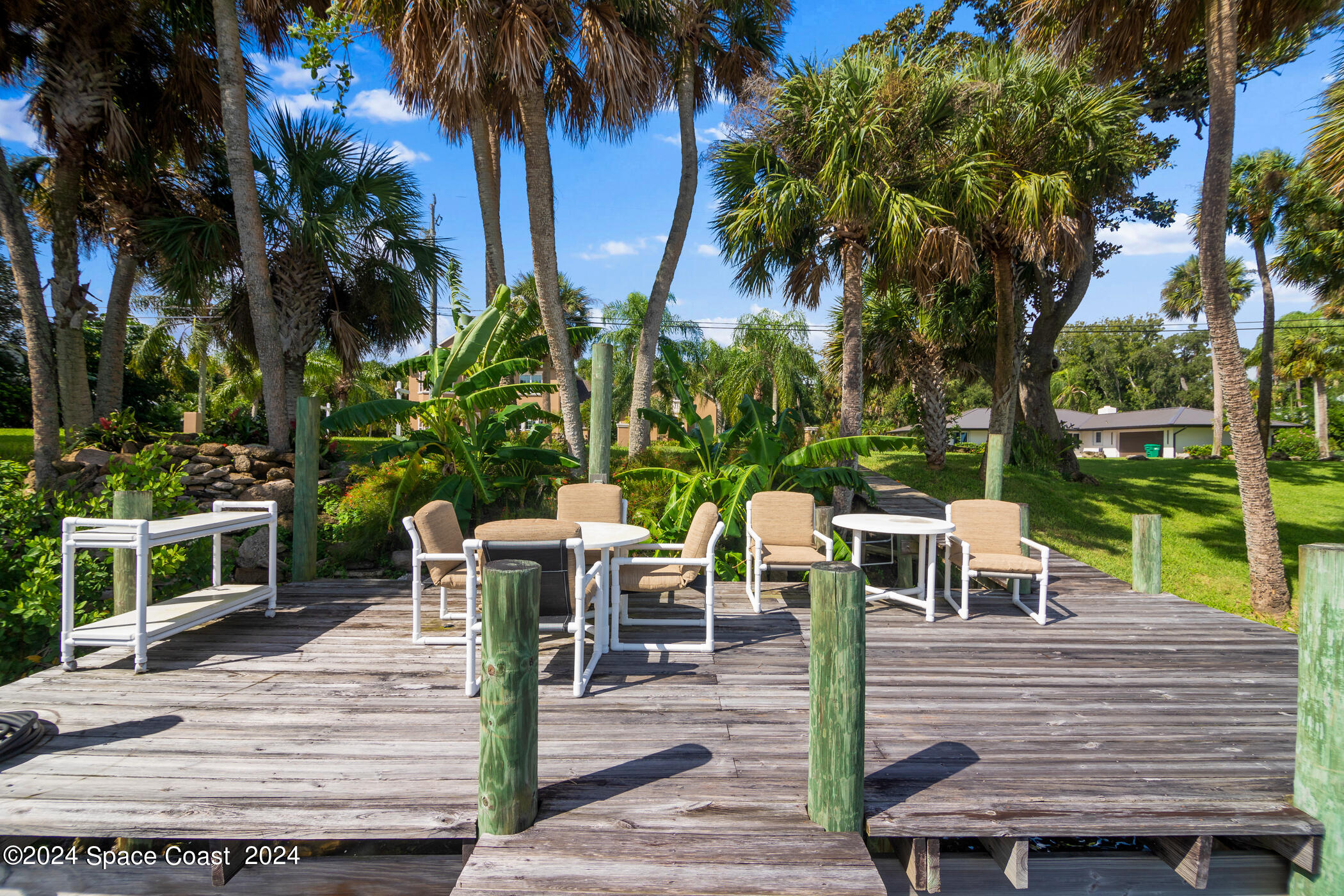 3851 Indian River Drive