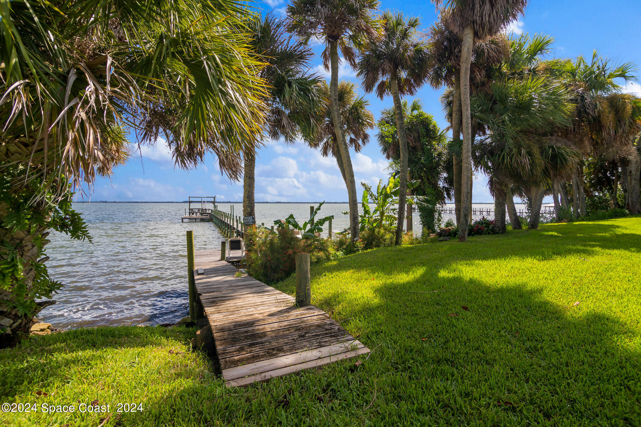 3851 Indian River Drive