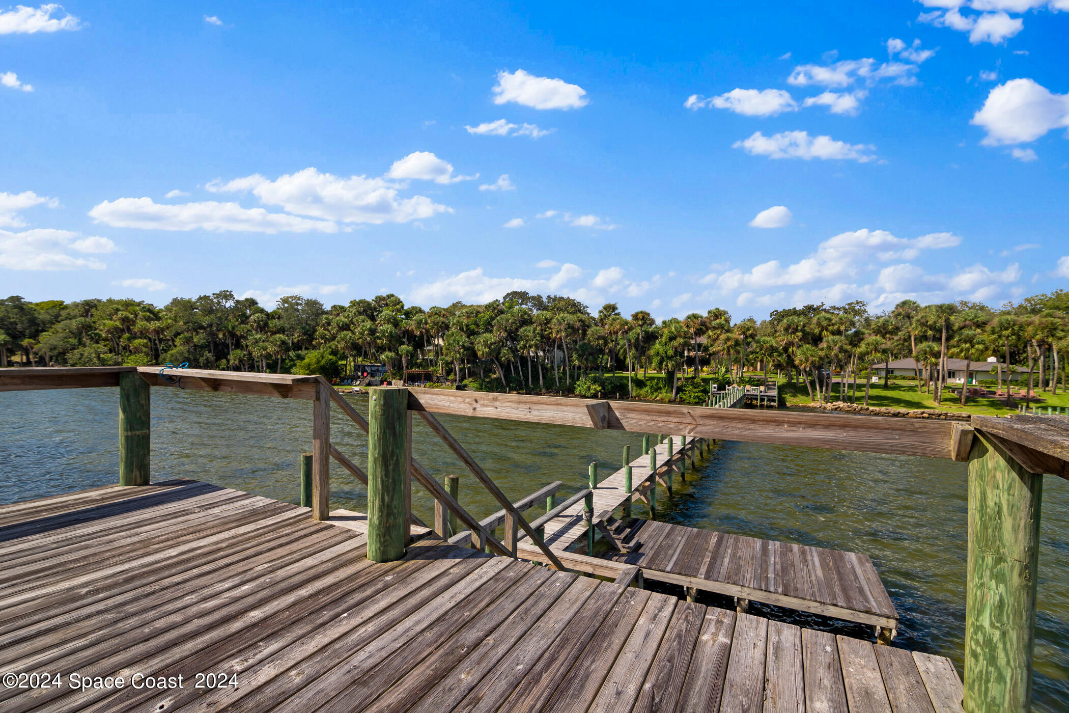 3851 Indian River Drive