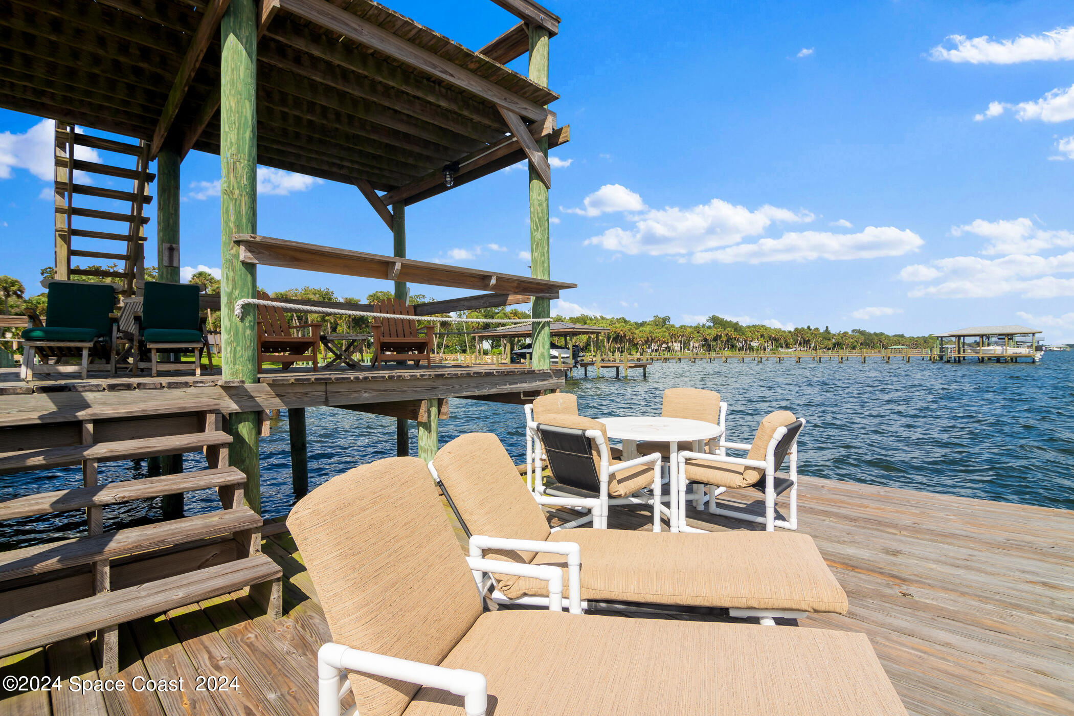 3851 Indian River Drive