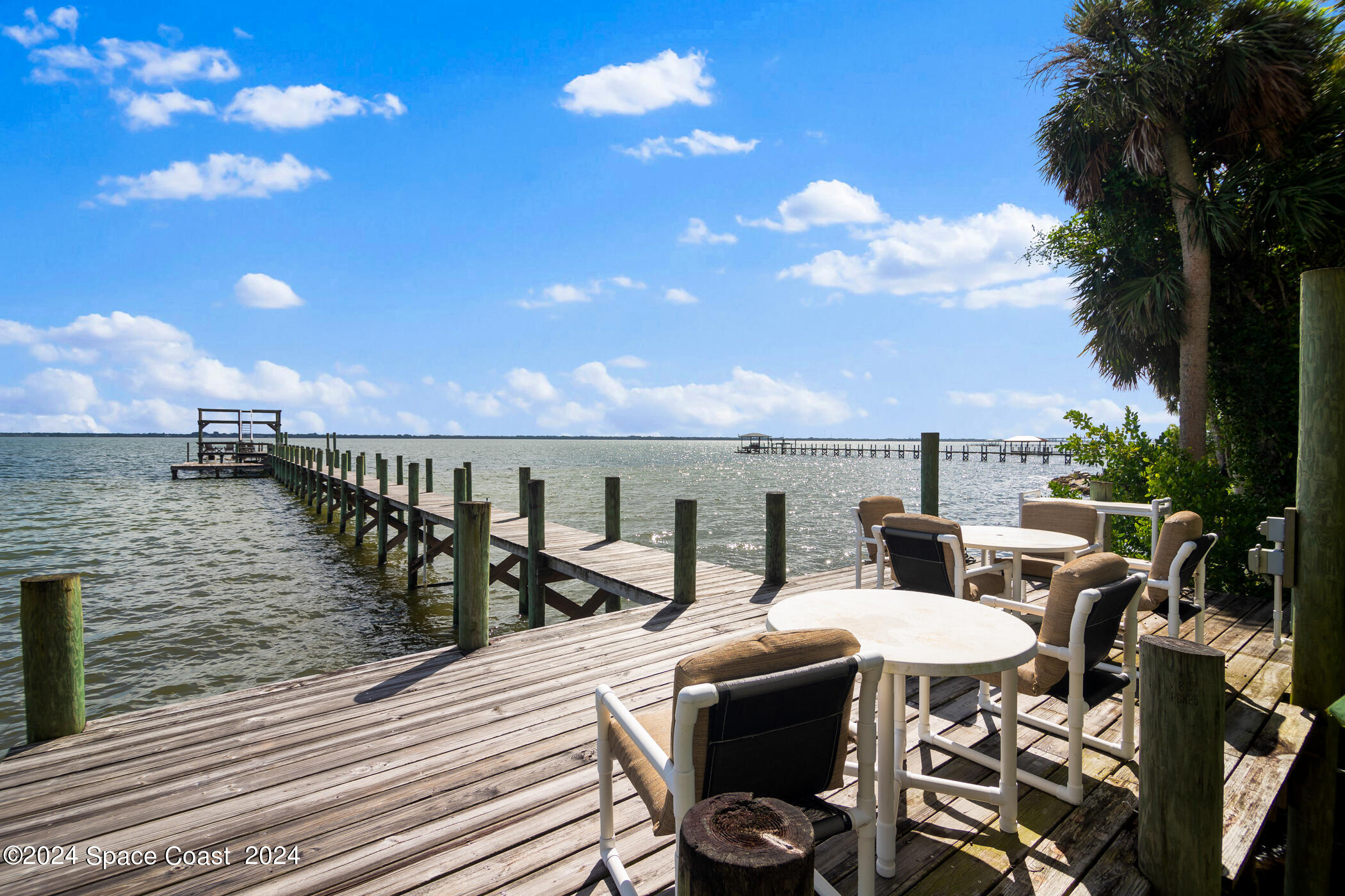 3851 Indian River Drive