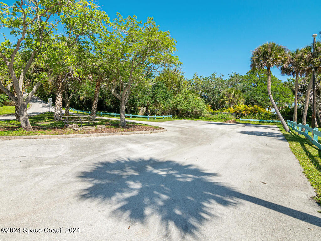2125 Indian River Drive
