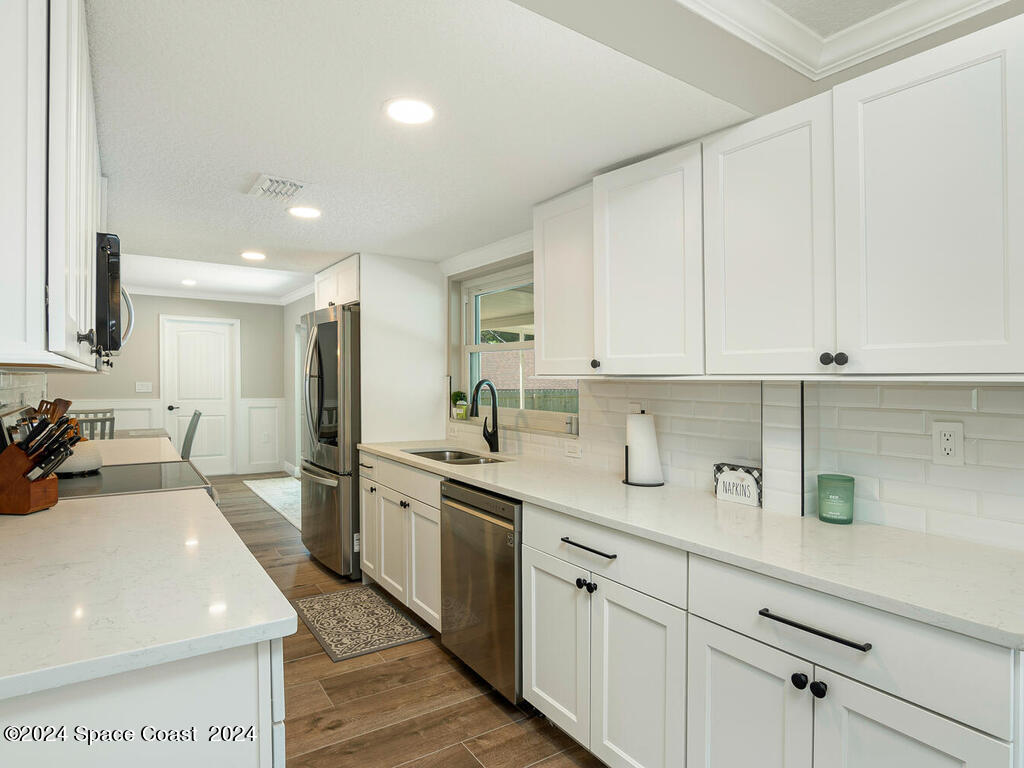 2125 Indian River Drive