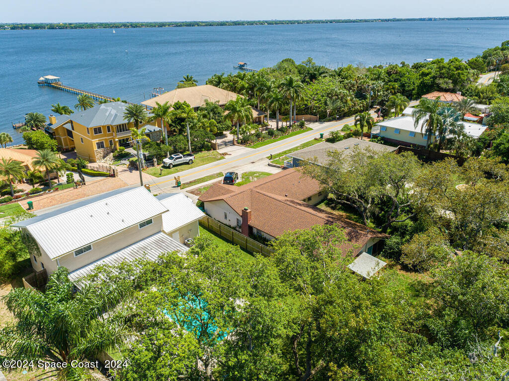 2125 Indian River Drive