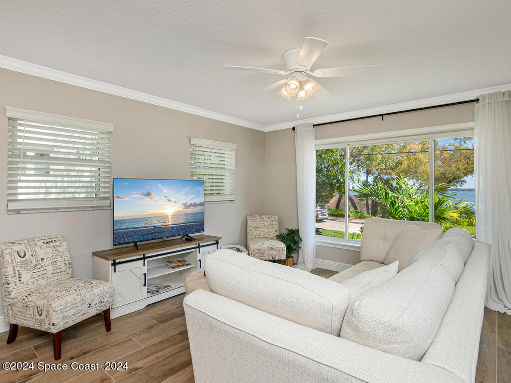 2125 Indian River Drive