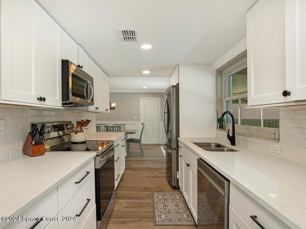 2125 Indian River Drive