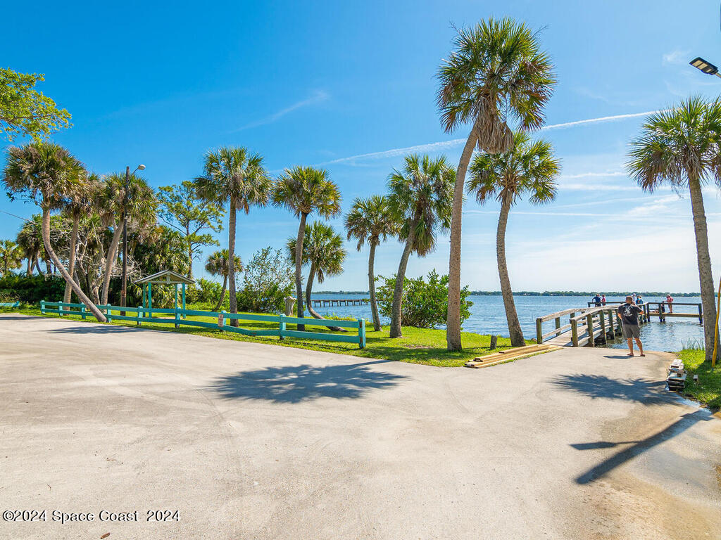 2125 Indian River Drive