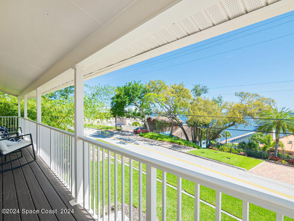 2125 Indian River Drive