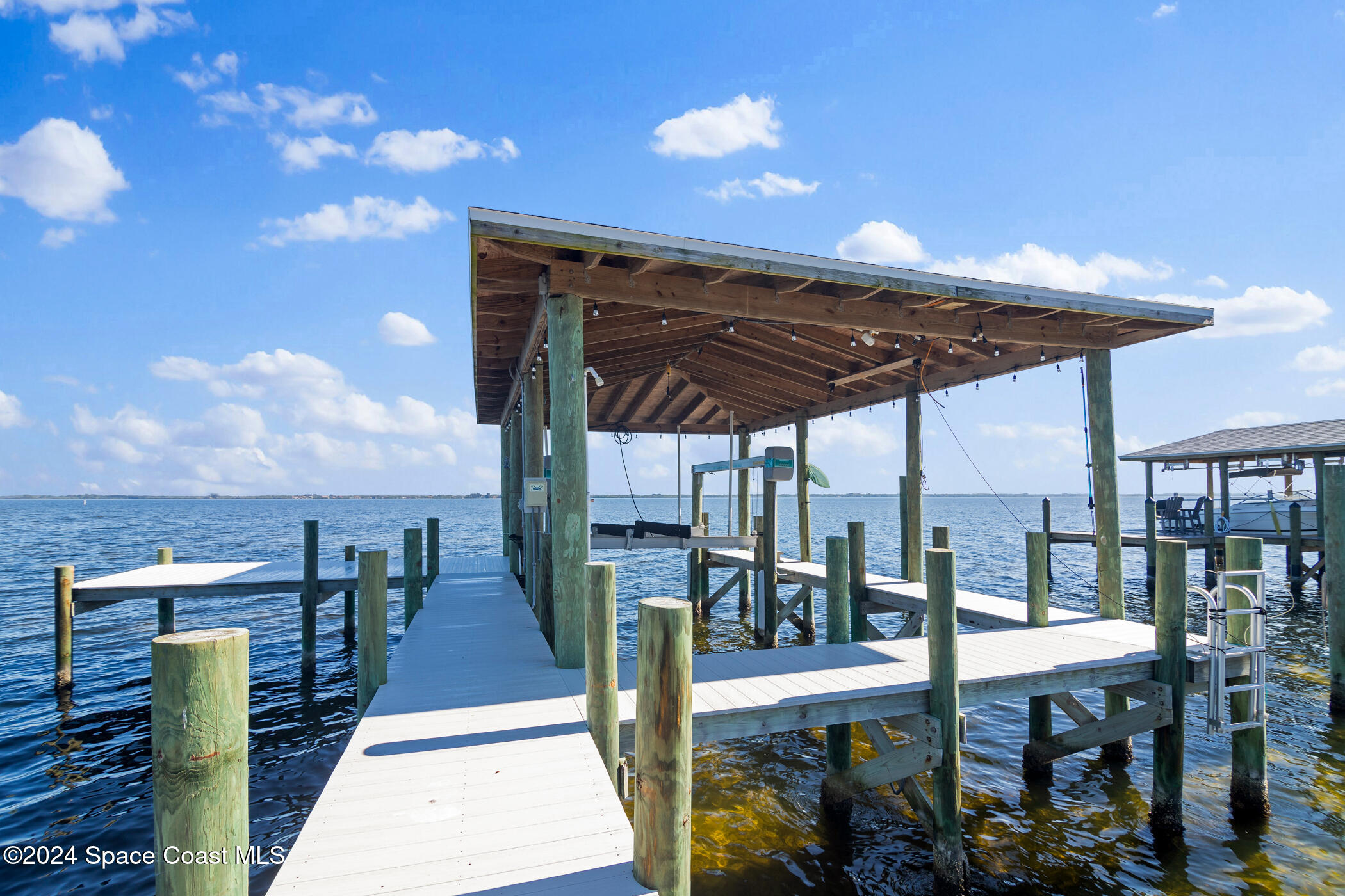 3875 Indian River Drive
