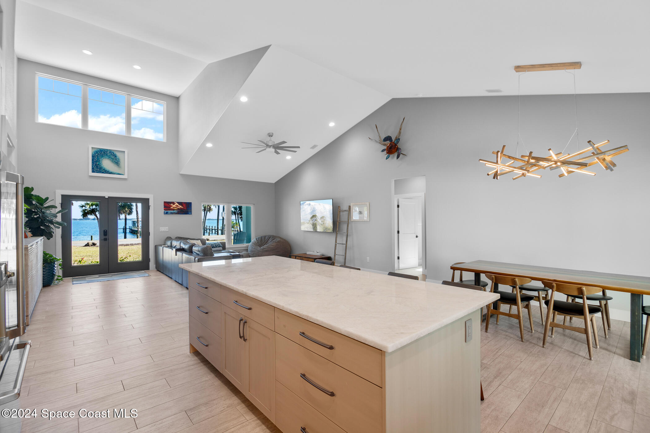 3875 Indian River Drive