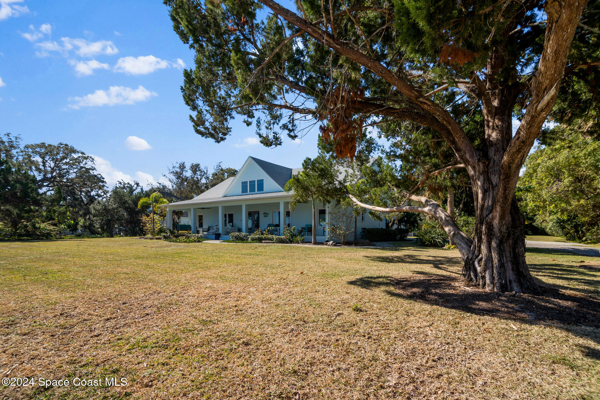 3875 Indian River Drive