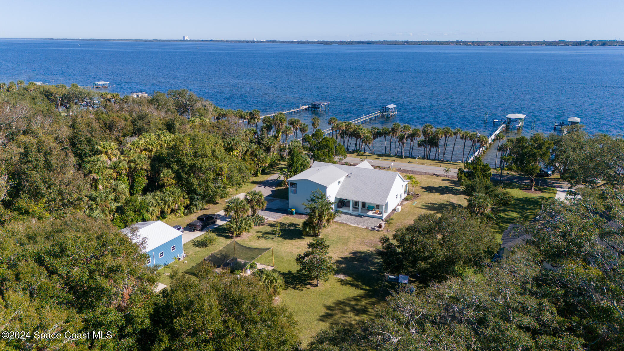 3875 Indian River Drive