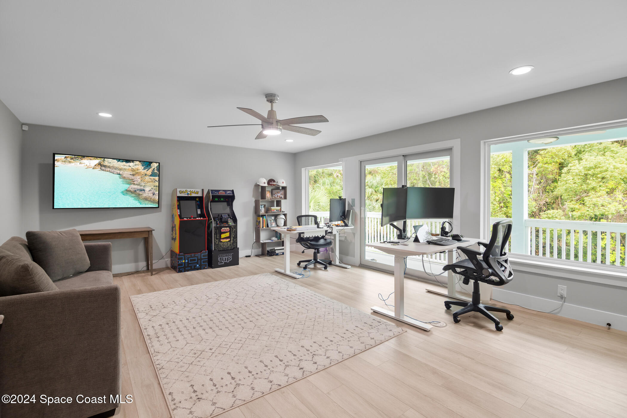 3875 Indian River Drive