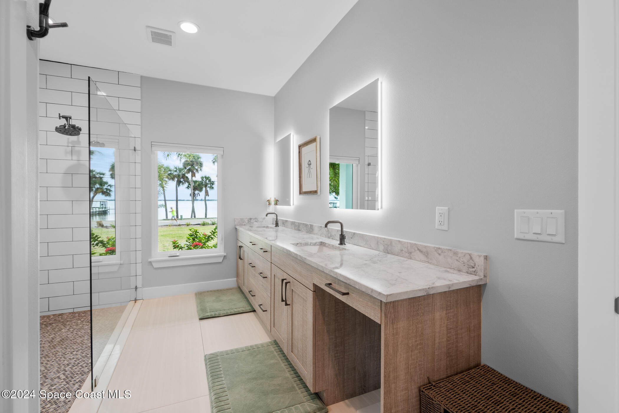 3875 Indian River Drive