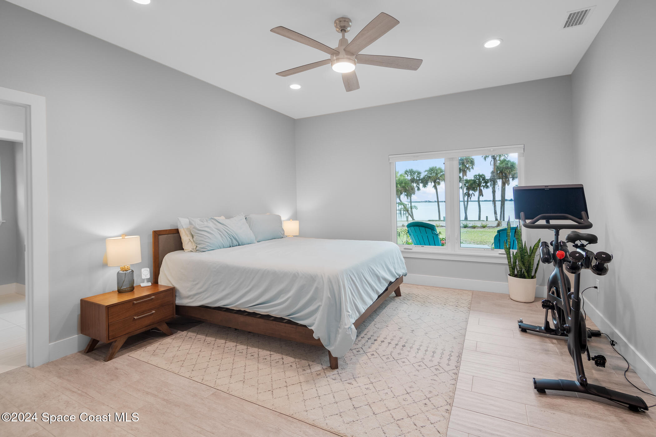 3875 Indian River Drive