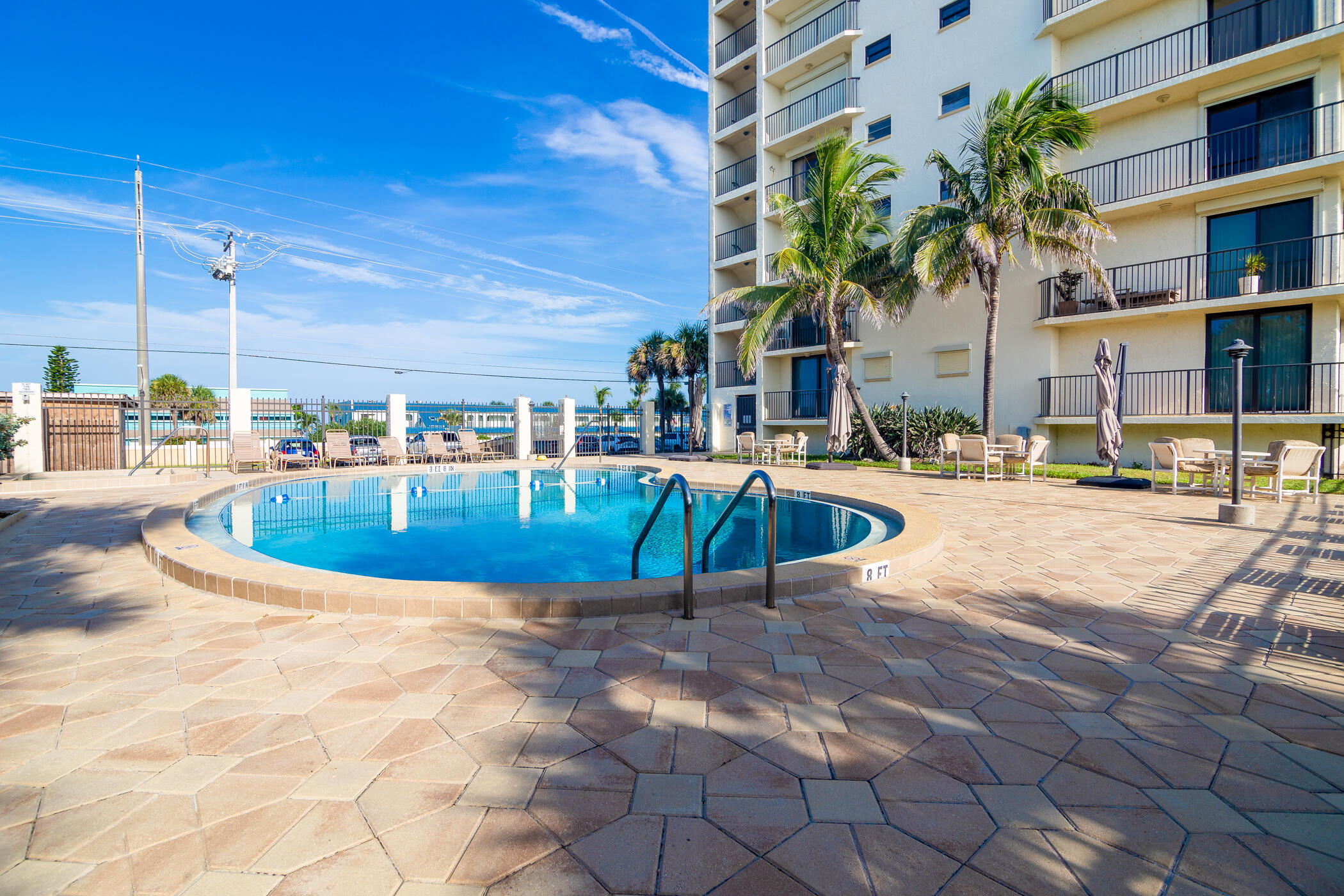 2815 S Atlantic Avenue, 303