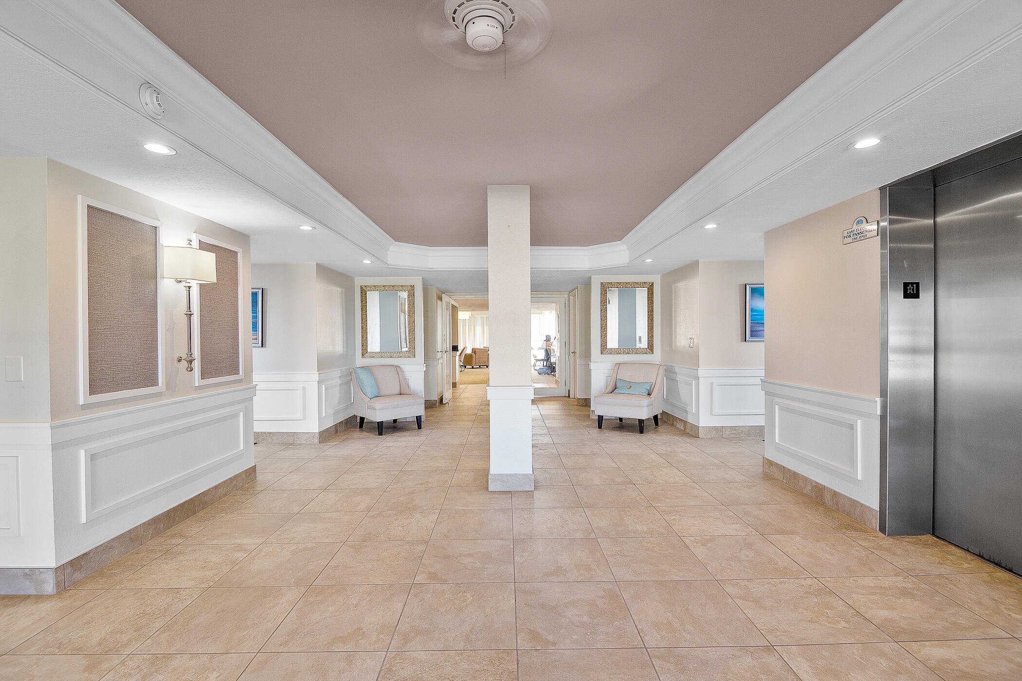 2815 S Atlantic Avenue, 303