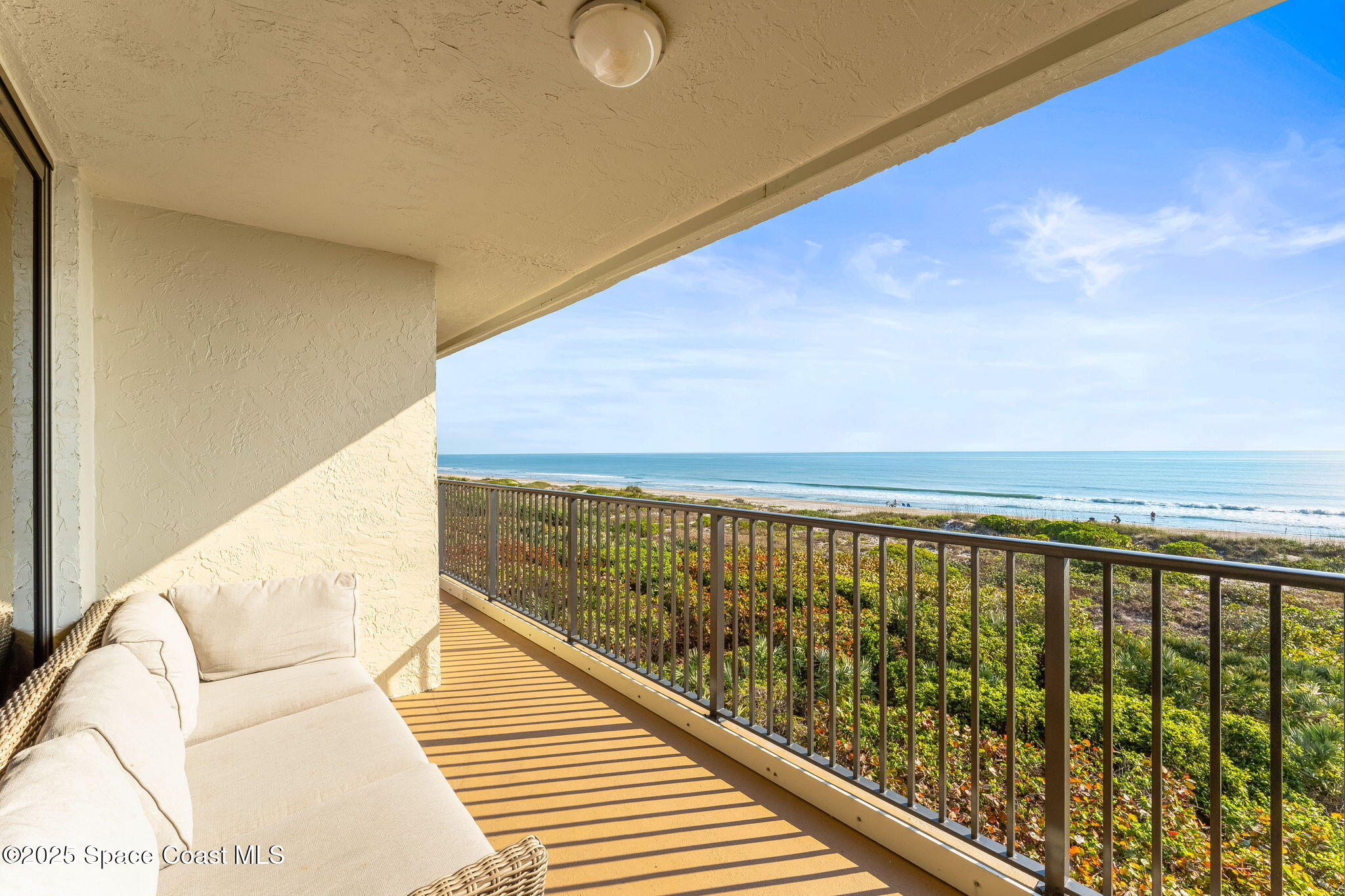 2815 S Atlantic Avenue, 303