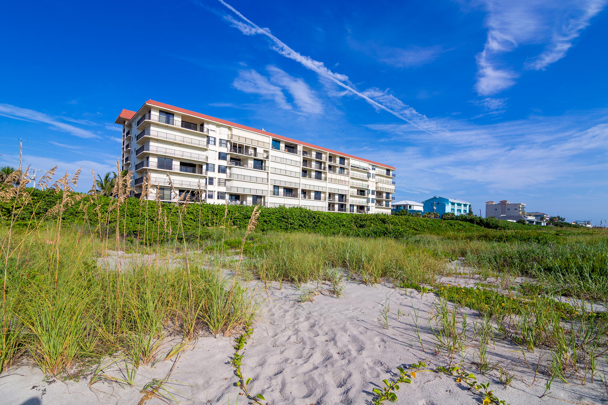2815 S Atlantic Avenue, 303