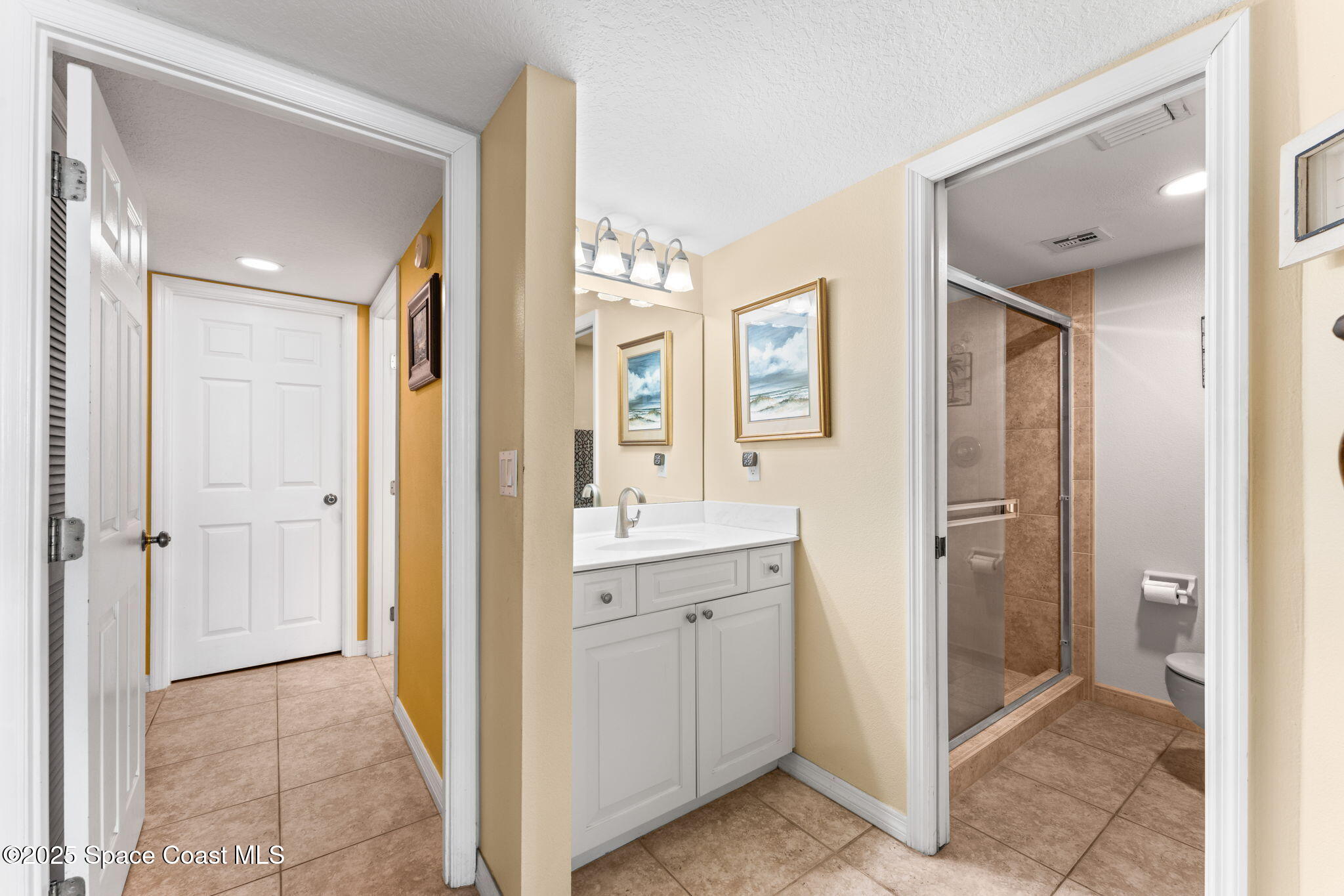 2815 S Atlantic Avenue, 303