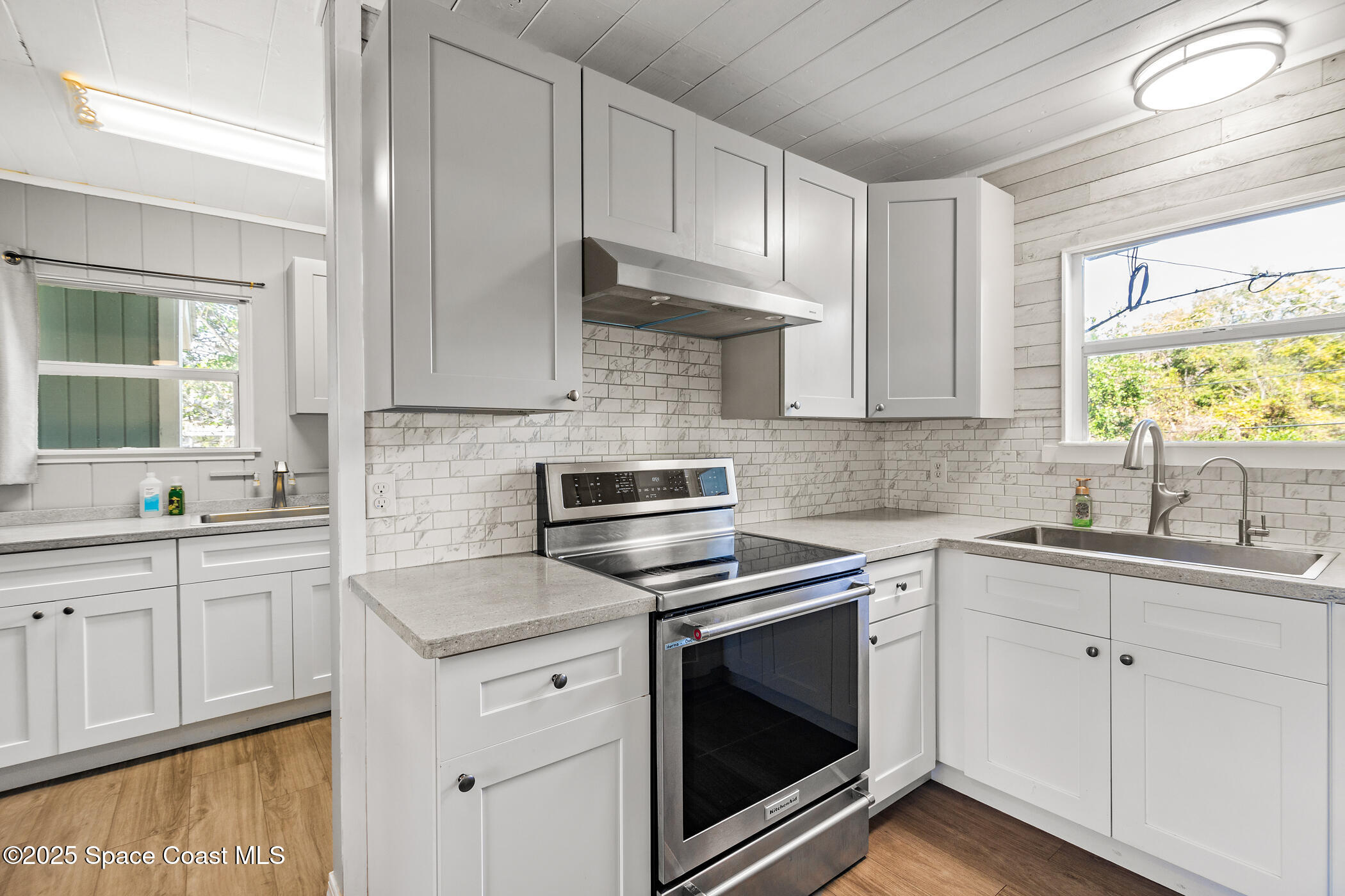 212 Broadview Drive