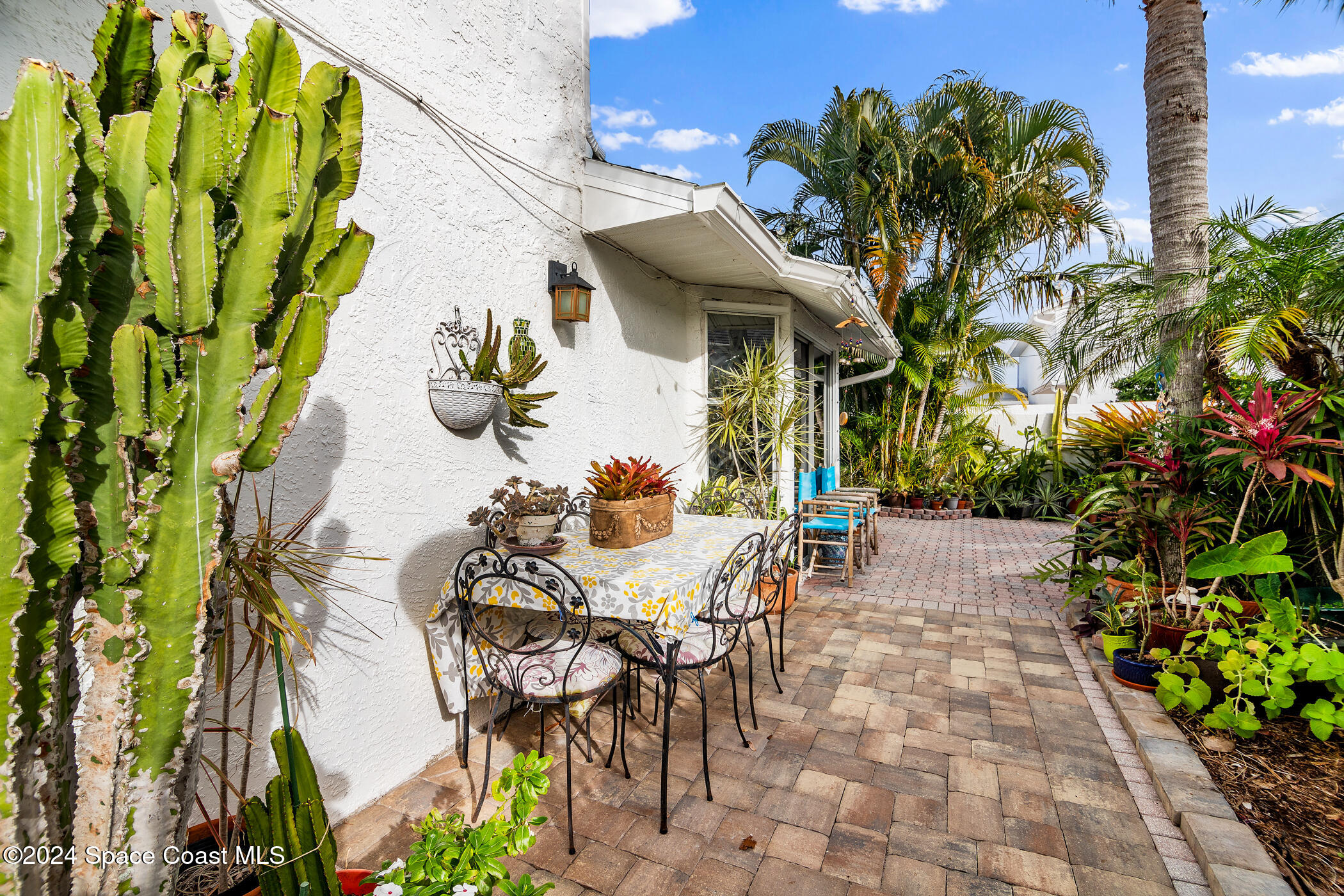 909 Wilshire Court
