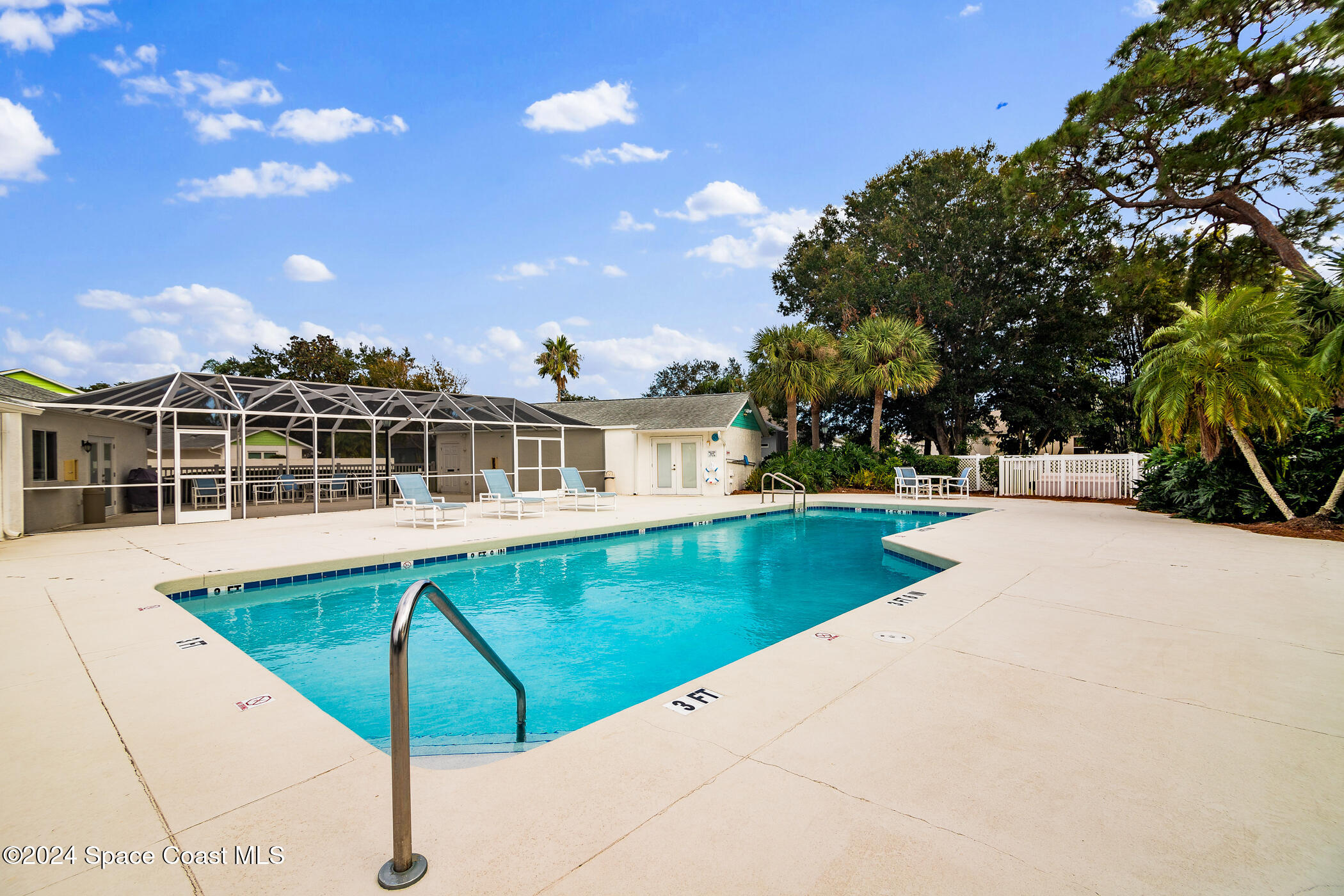 909 Wilshire Court