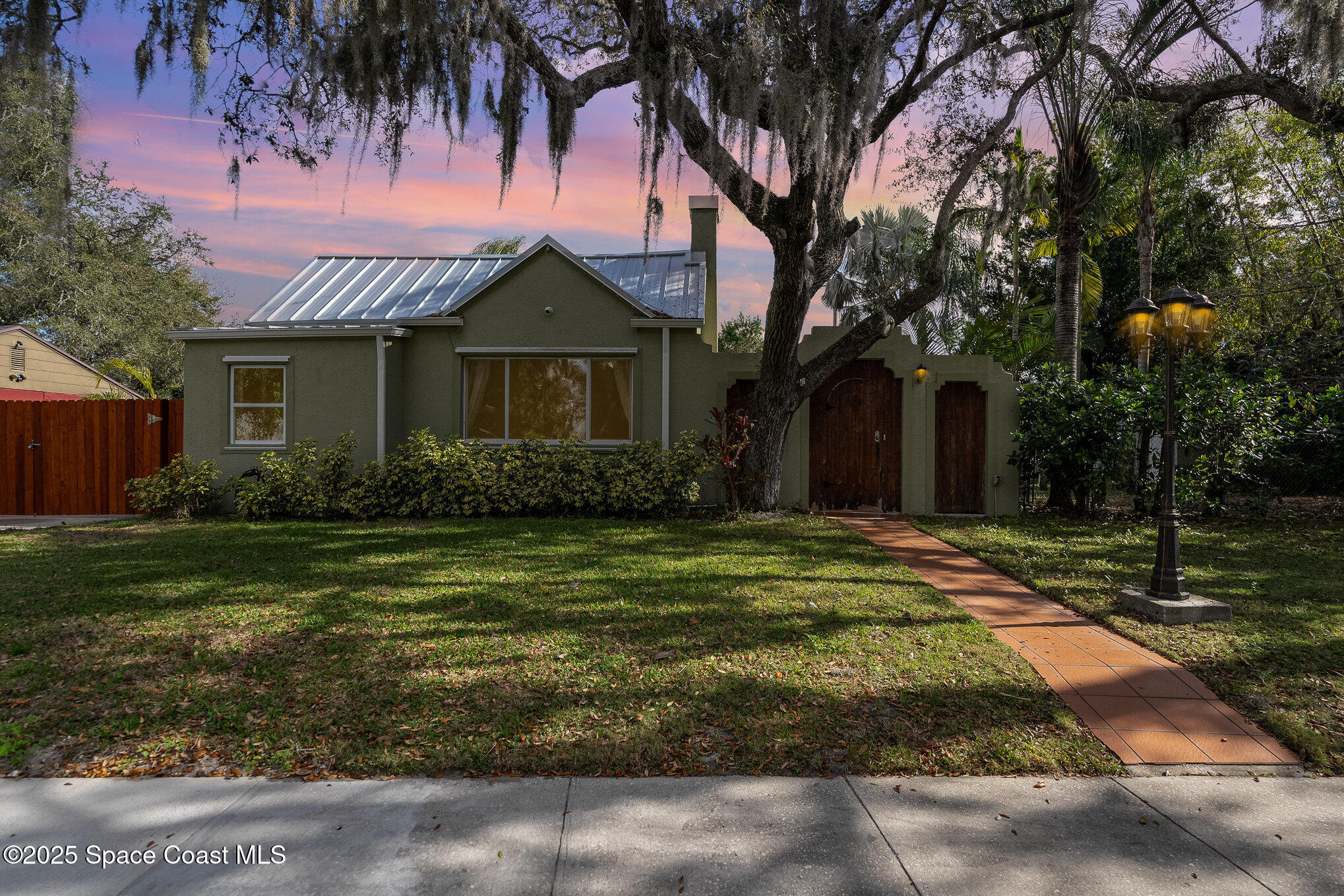 2332 Clairemont Drive