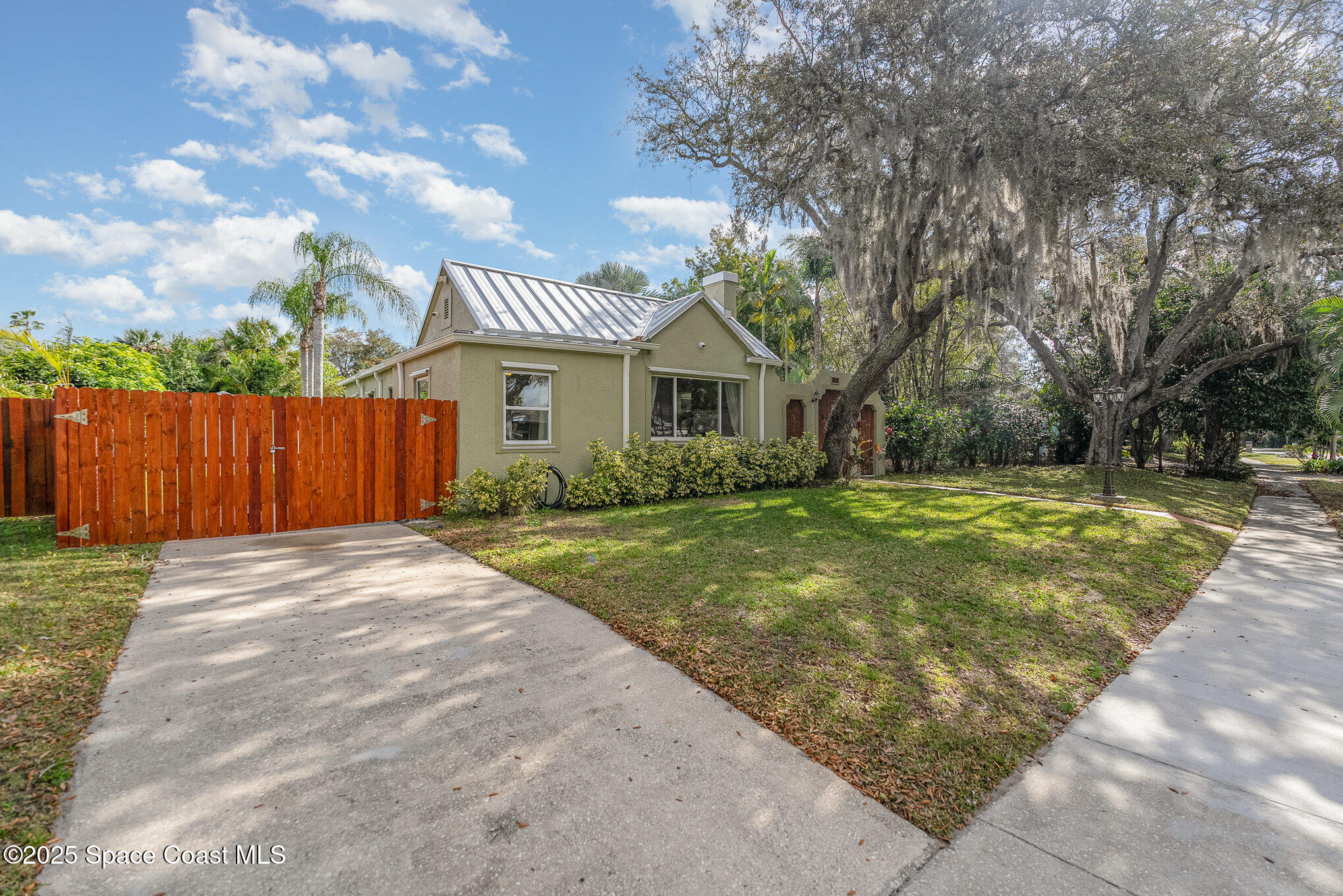 2332 Clairemont Drive