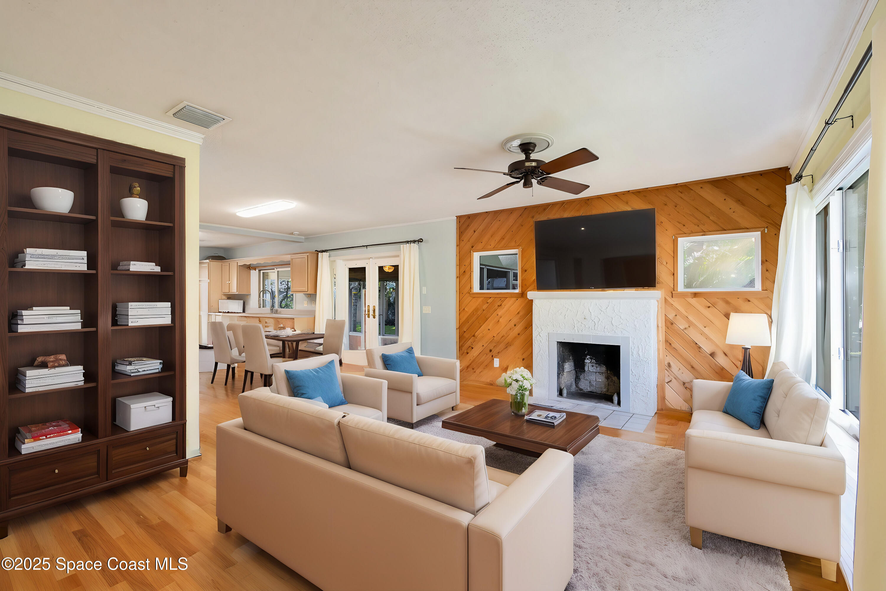 2332 Clairemont Drive