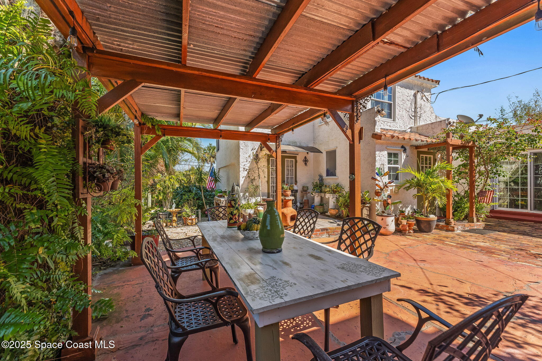 2109 Indian River Drive