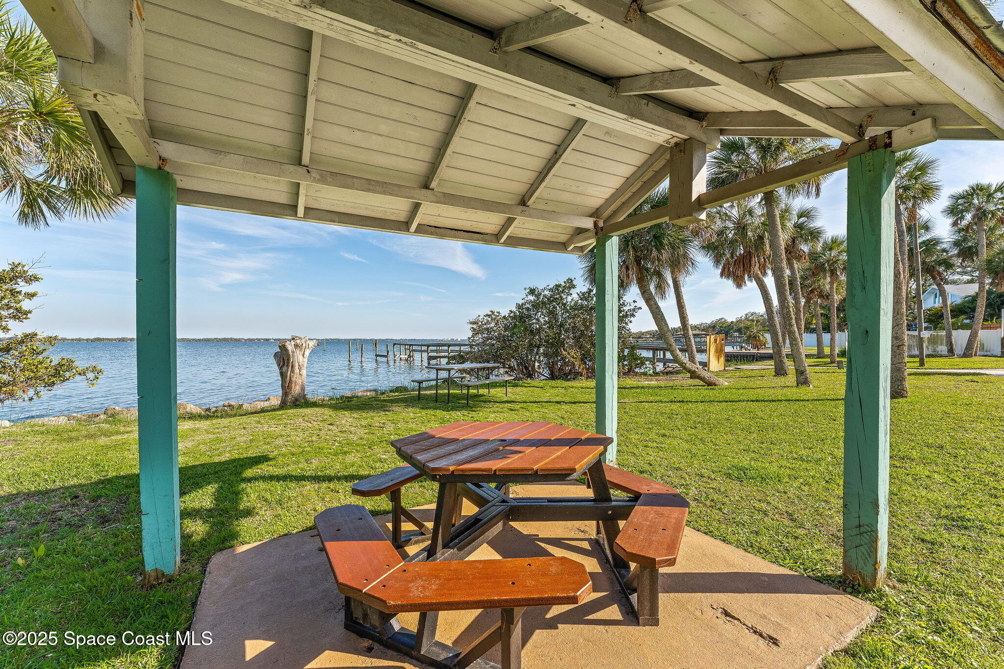 2109 Indian River Drive