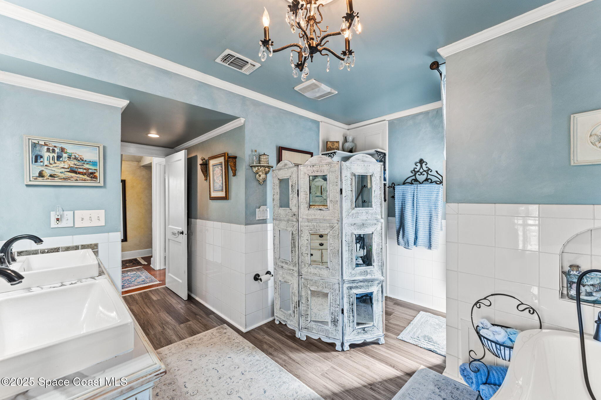 2109 Indian River Drive